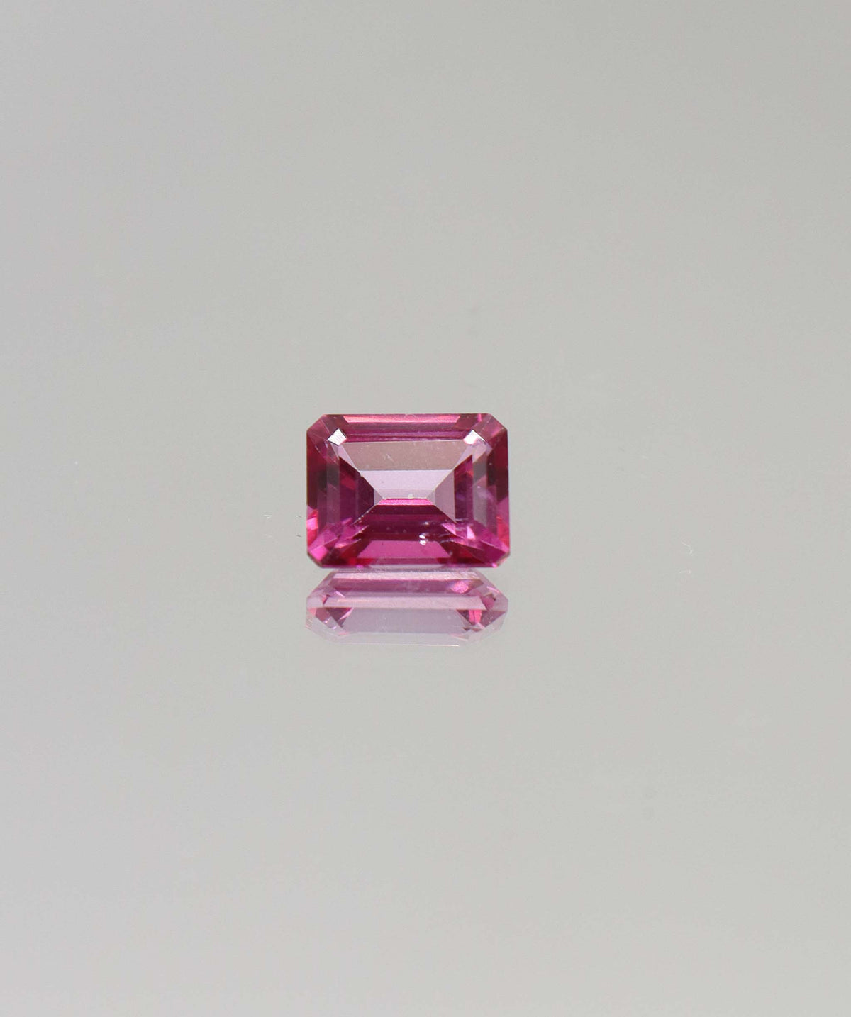 Pink topaz (price per 1 stone) DXBCS4209