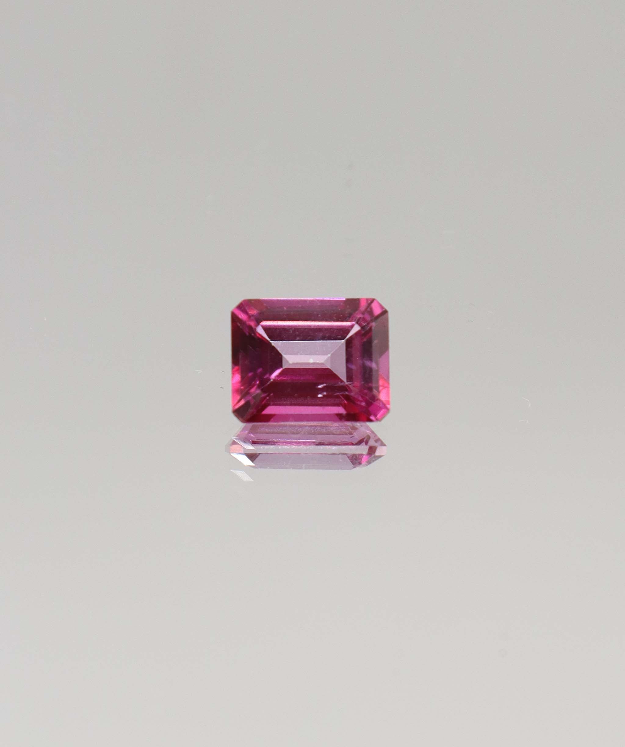 Pink topaz (price per 1 stone) DXBCS4216