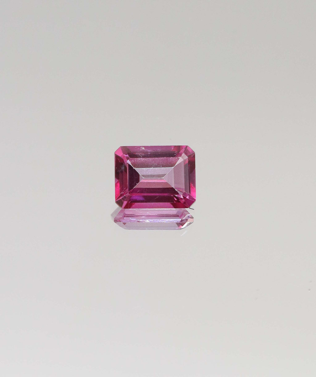 Pink topaz (price per 1 stone) DXBCS4251