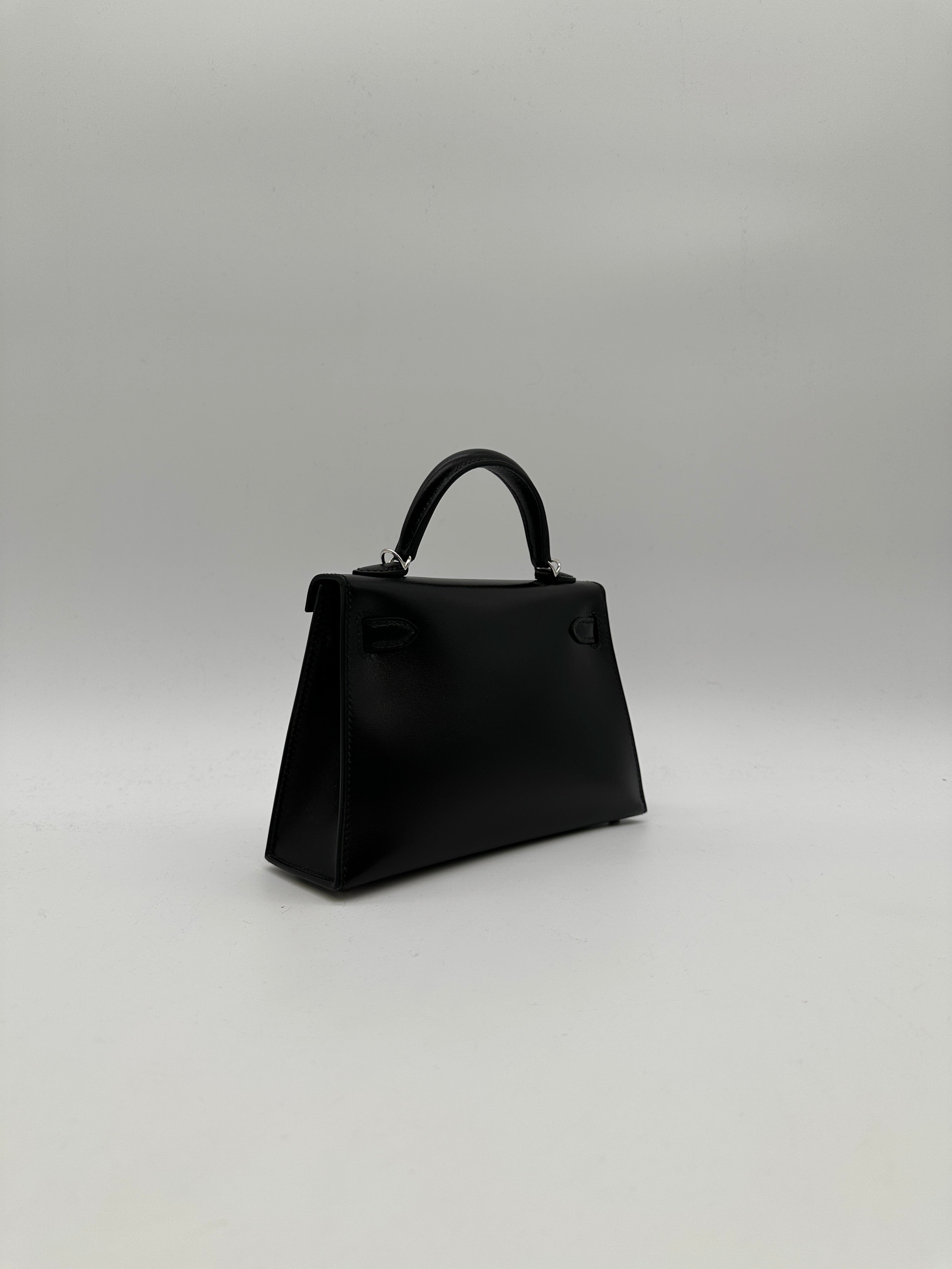 Hermès Mini Kelly Black Box LeatherPalladium Hardware