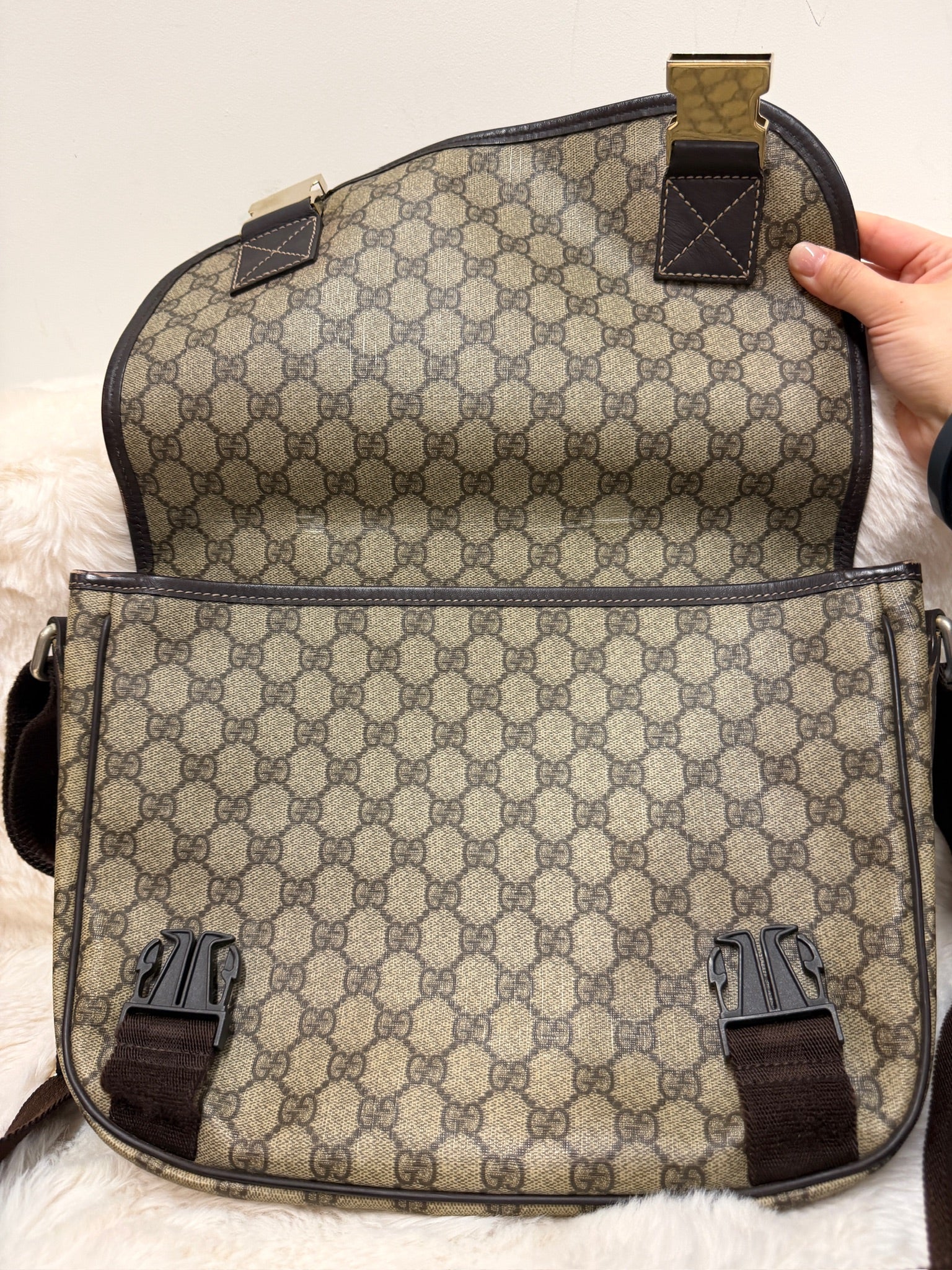 Gucci GG Canvas Messenger Bag