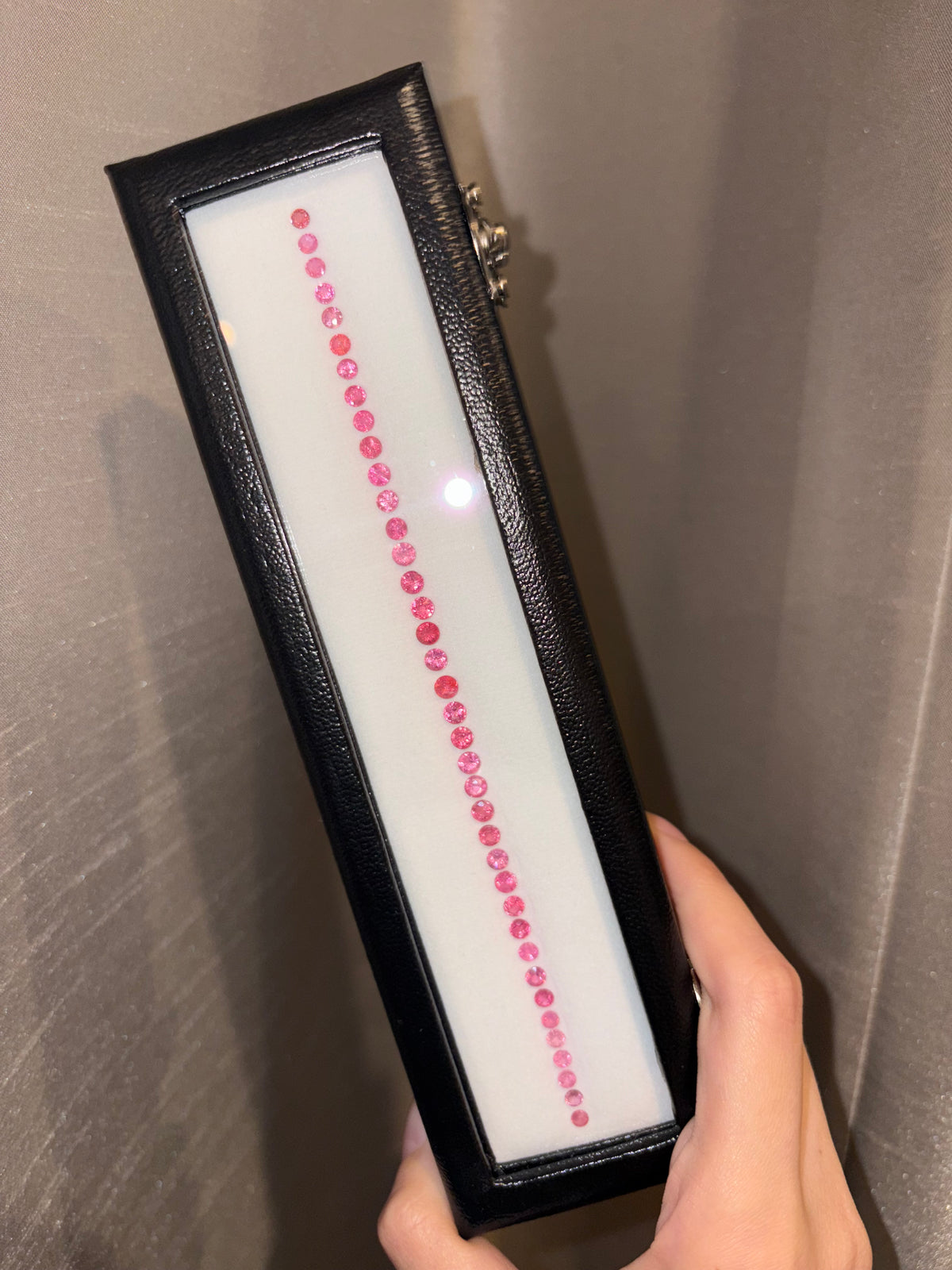 12.00ct Vivid Pink Mahenge Spinel Bracelet Set THAIC1494