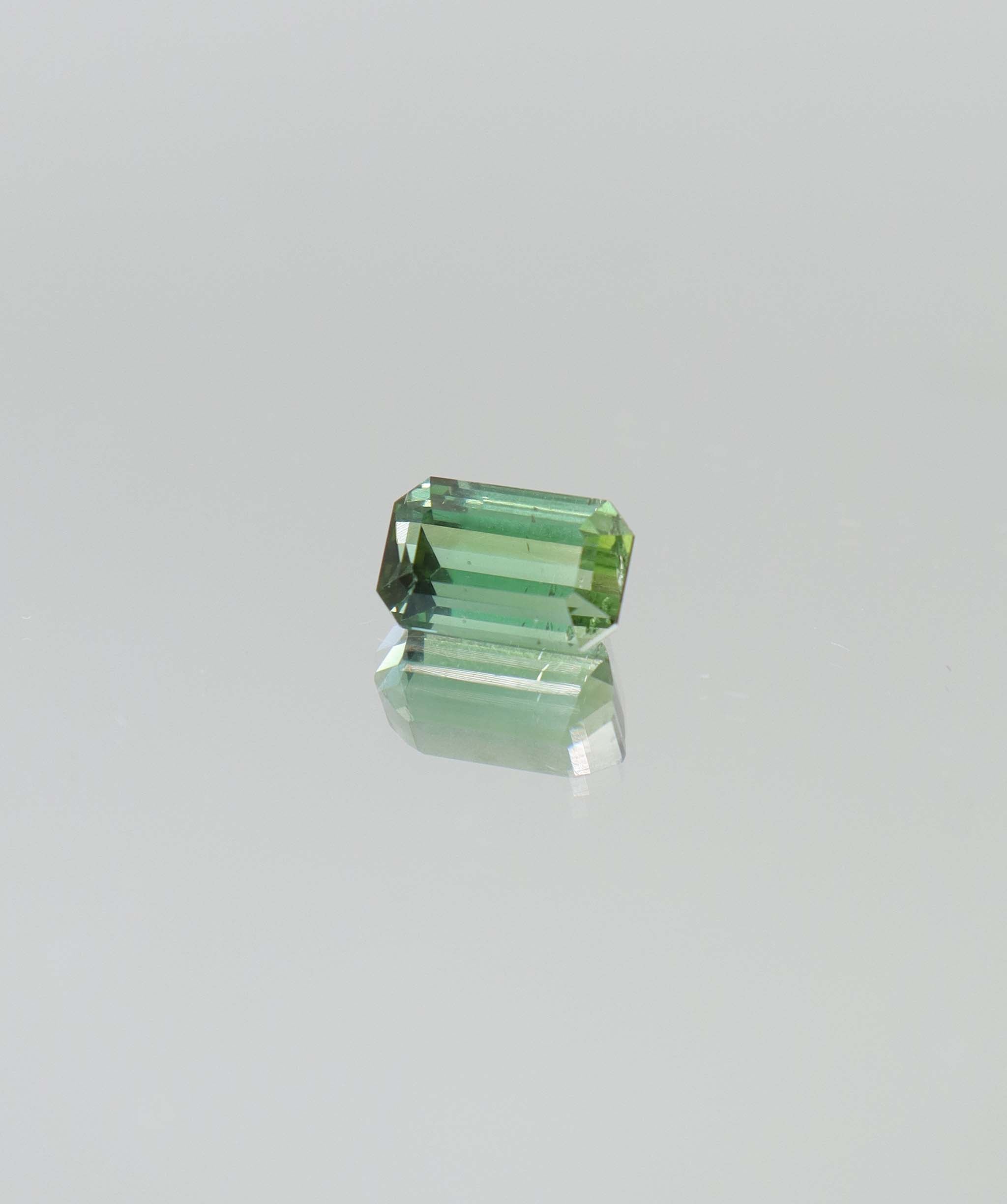 2.60ct Tourmaline emerald DXBCD2232