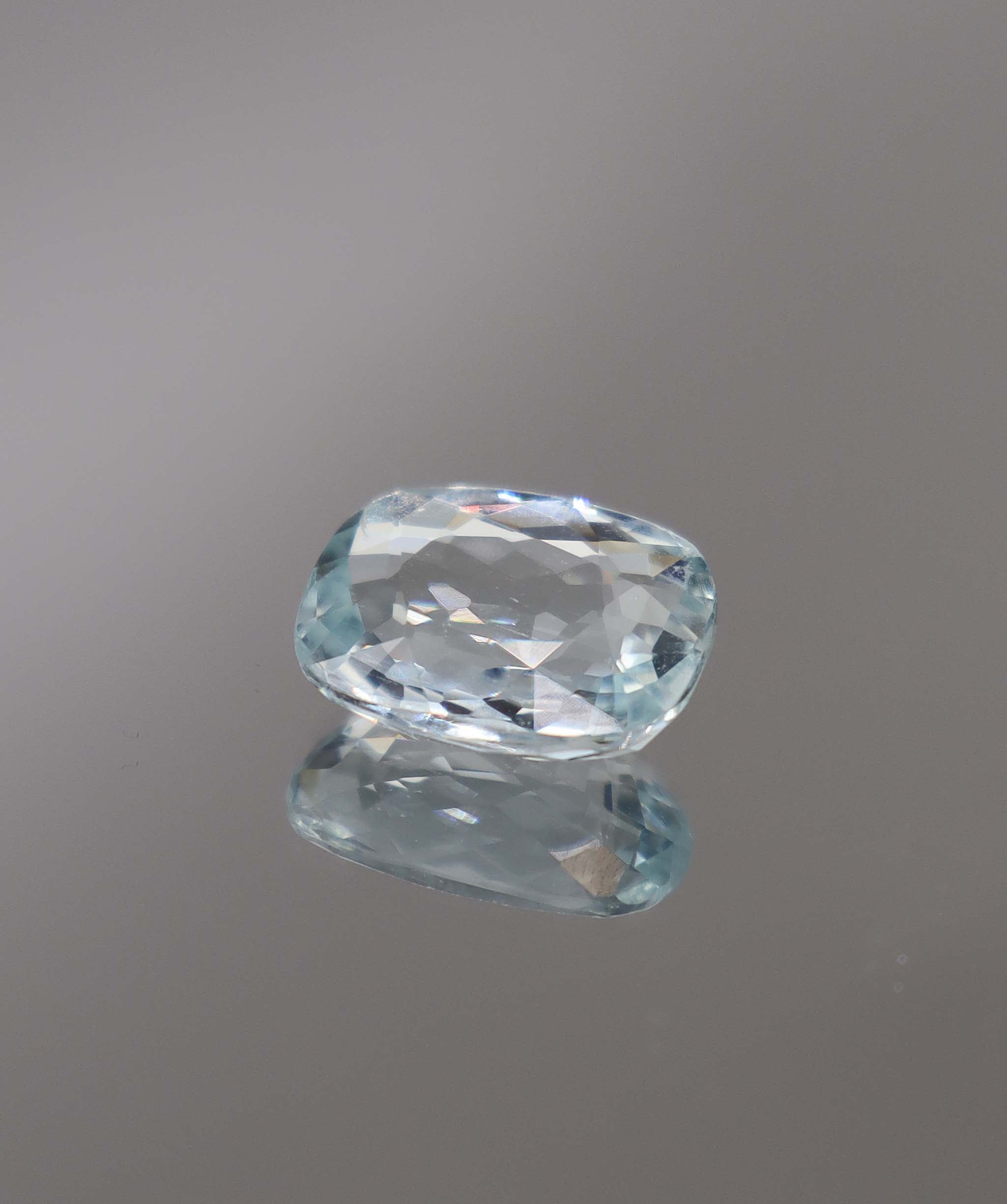 7.02ct Aquamarine Portrait Cushion DXBCS0075