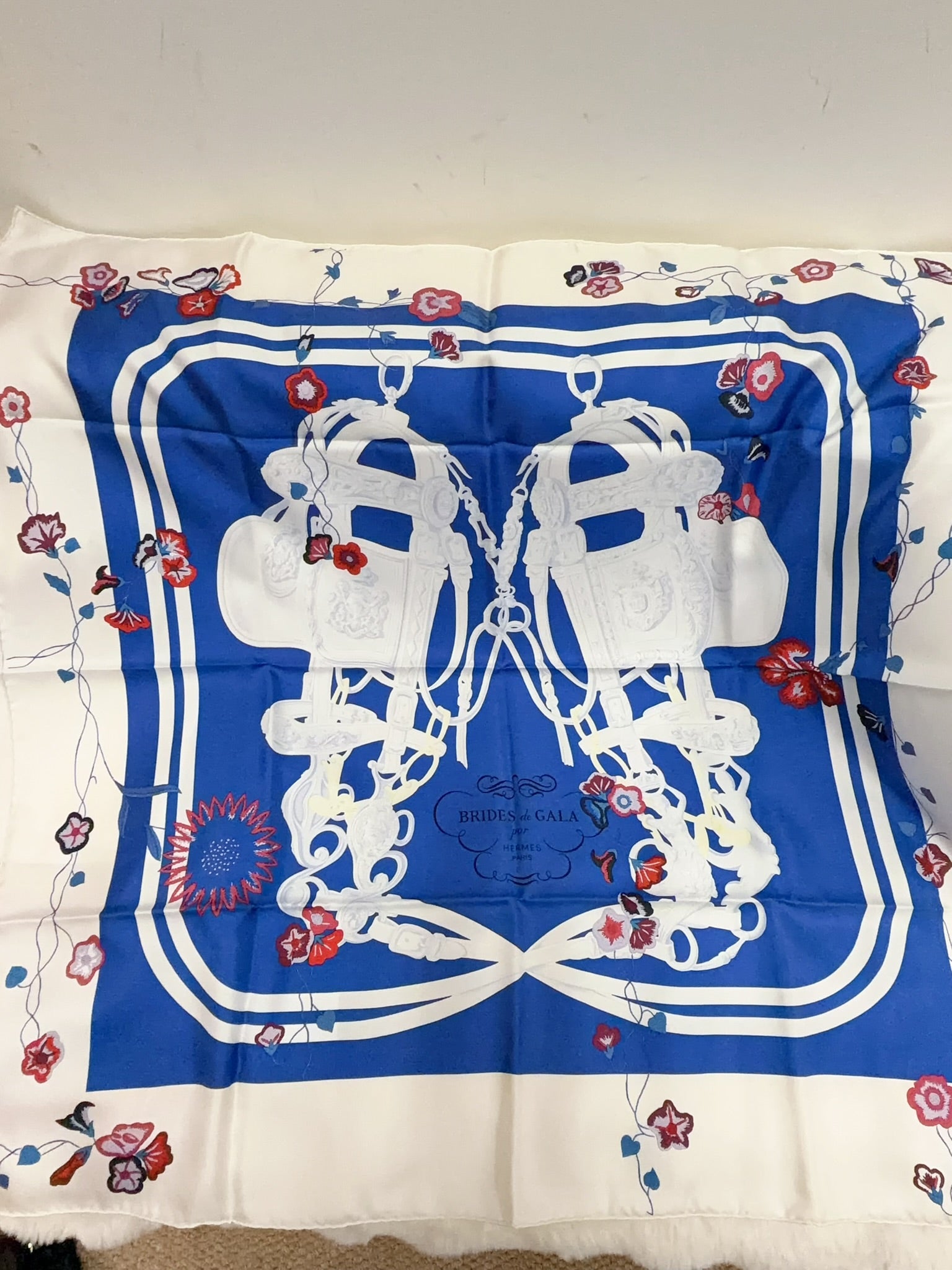 Hermès Brides Fleuries 90 Silk Scarf