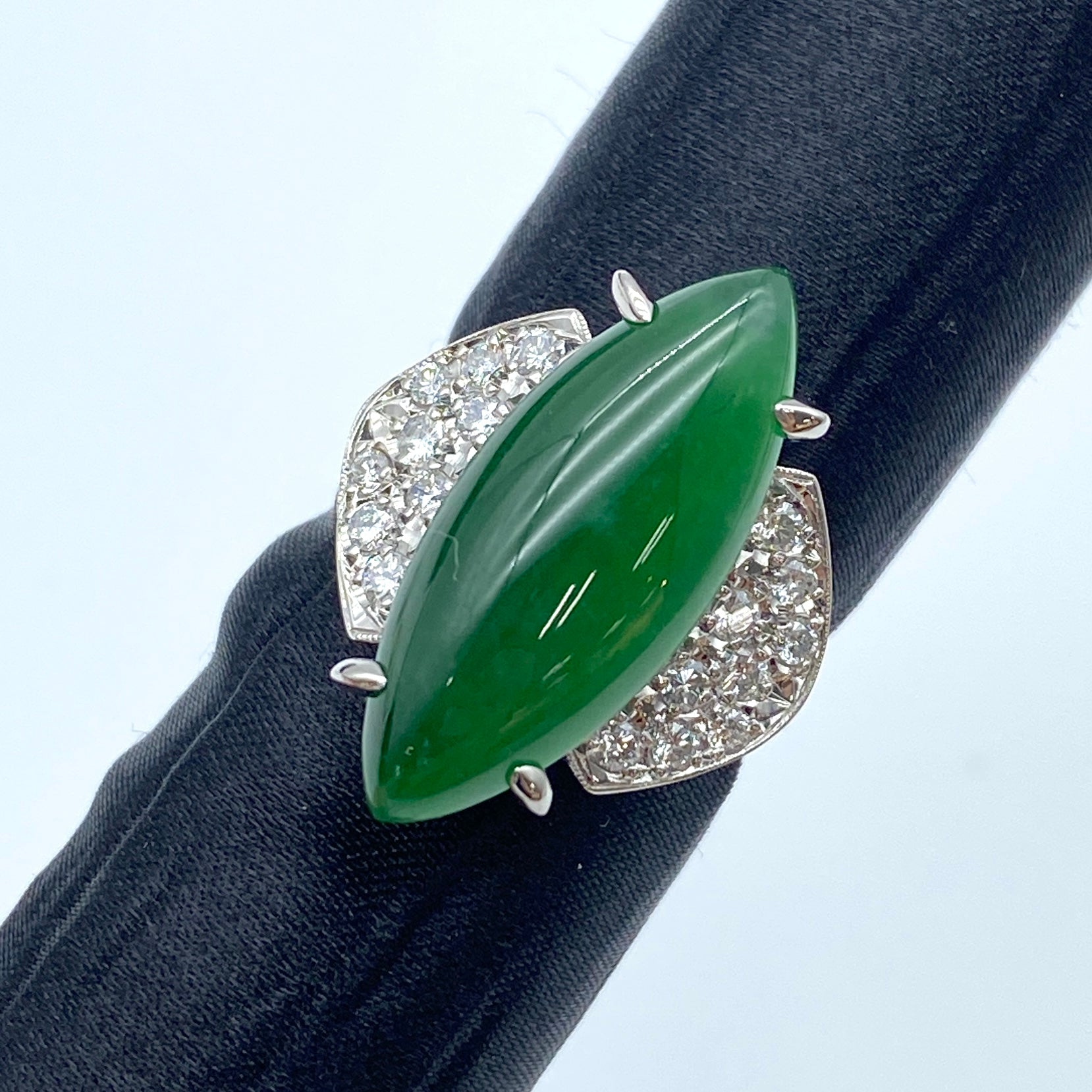 Pt900 Jade Ring JD7.957 D0.41 US6 59984