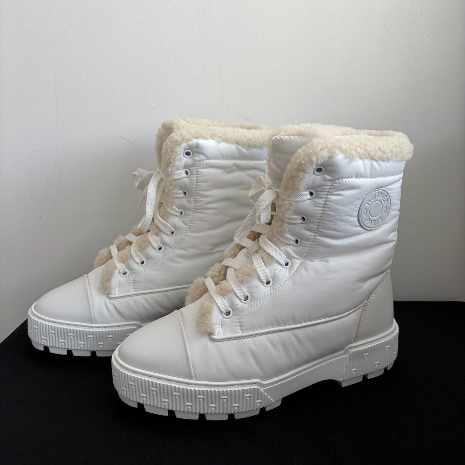 EU38-Hermès White Lace-Up Ankle Boots