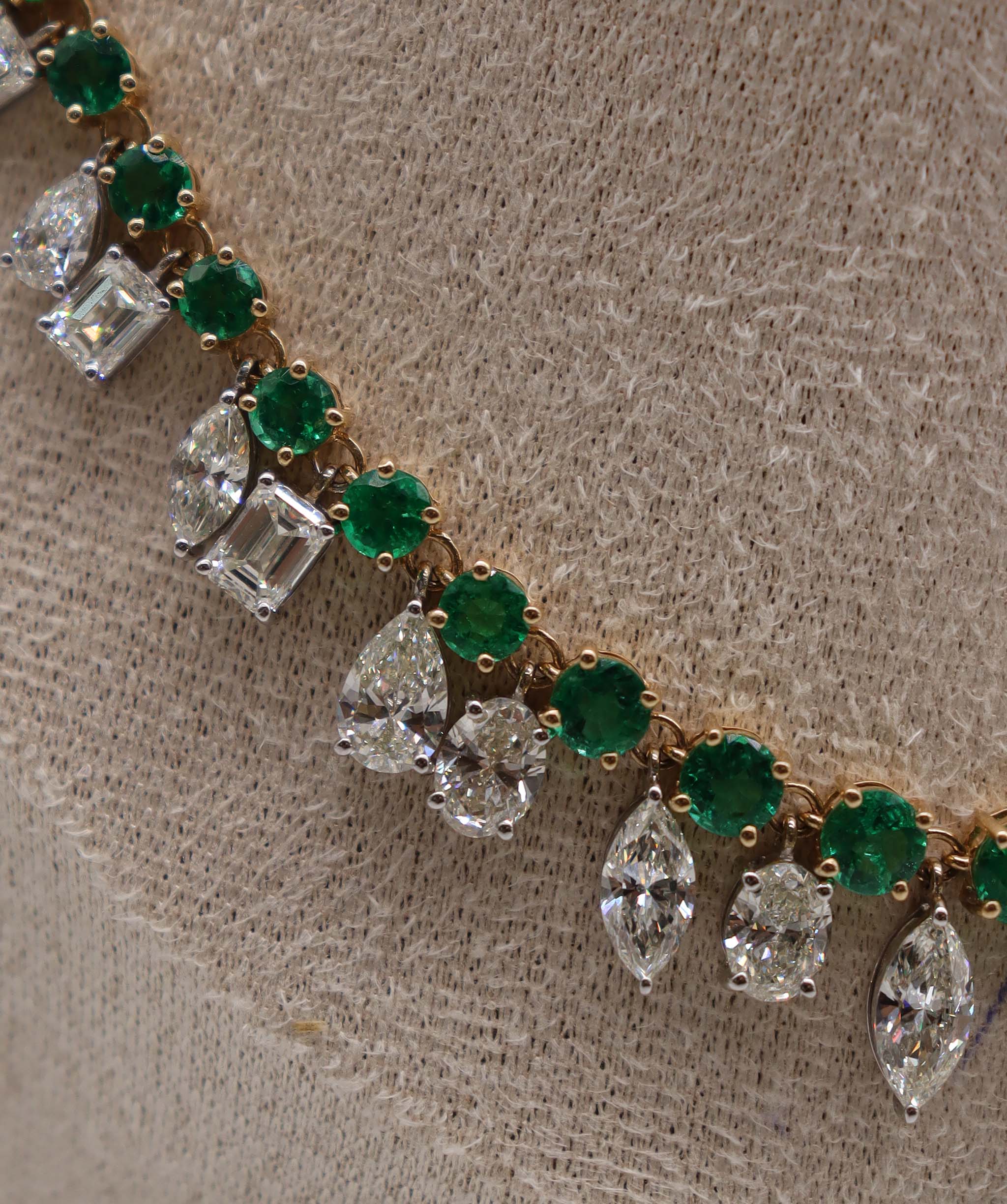 11.57ct Diamond and Emerald Necklace Yellow Gold P-E78K