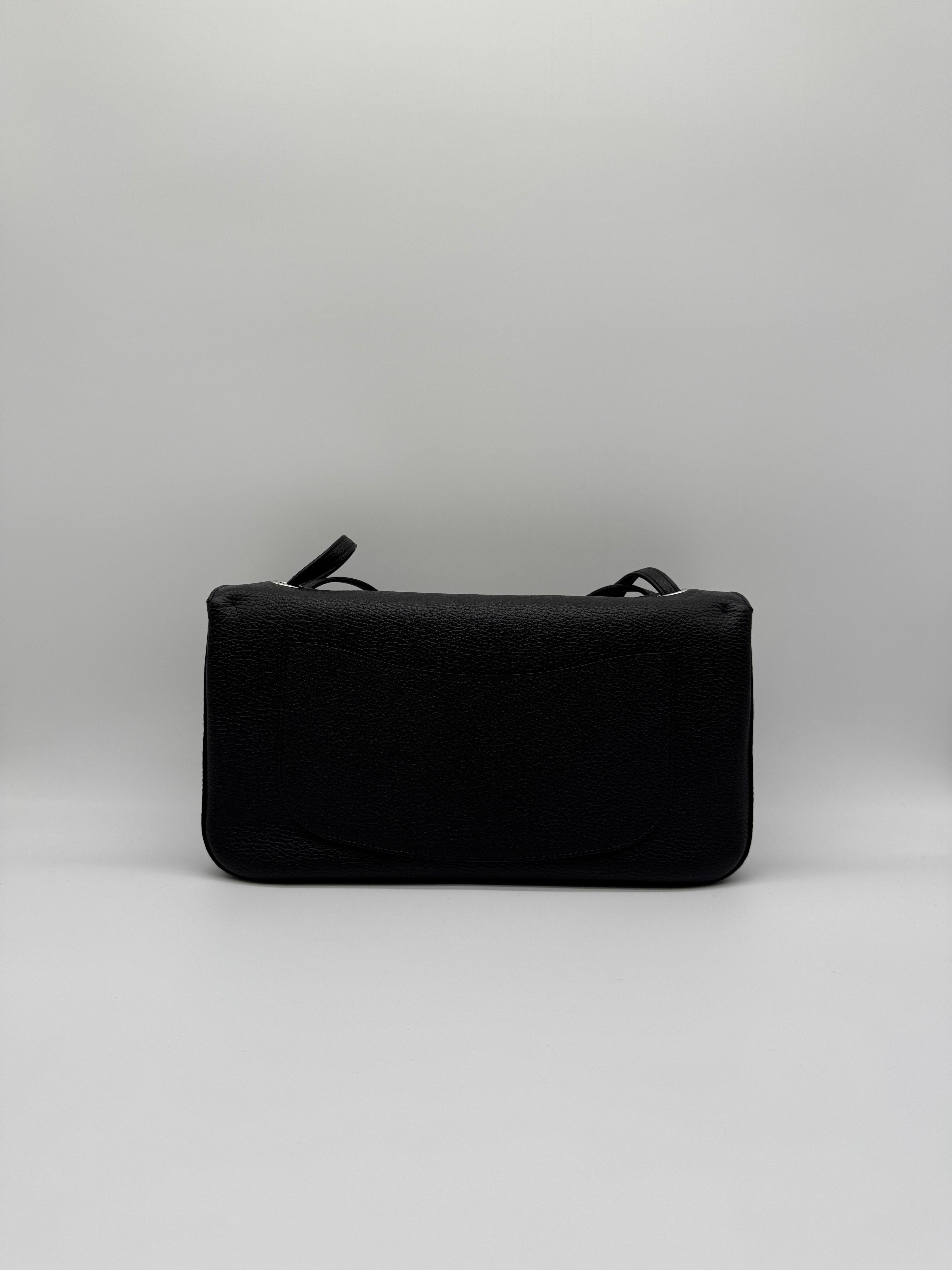 Chanel Maxi Black 32cm Silver-tone Hardweae