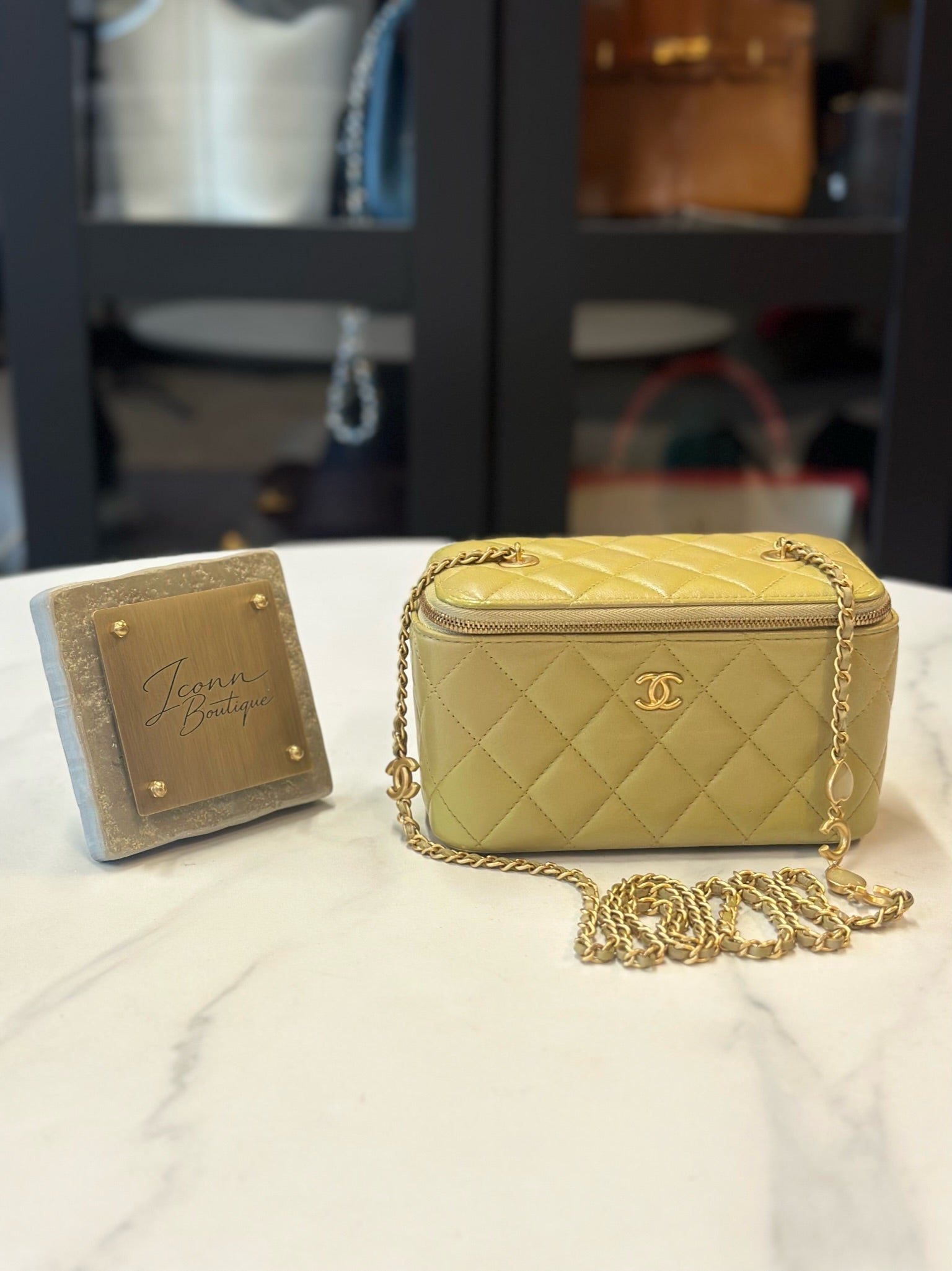 Chanel Lambskin Quilted Small Top Handle Vanity Case With Chain Green