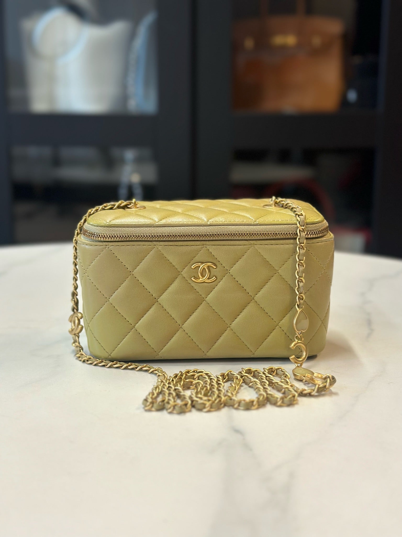 Chanel Lambskin Quilted Small Top Handle Vanity Case With Chain Green