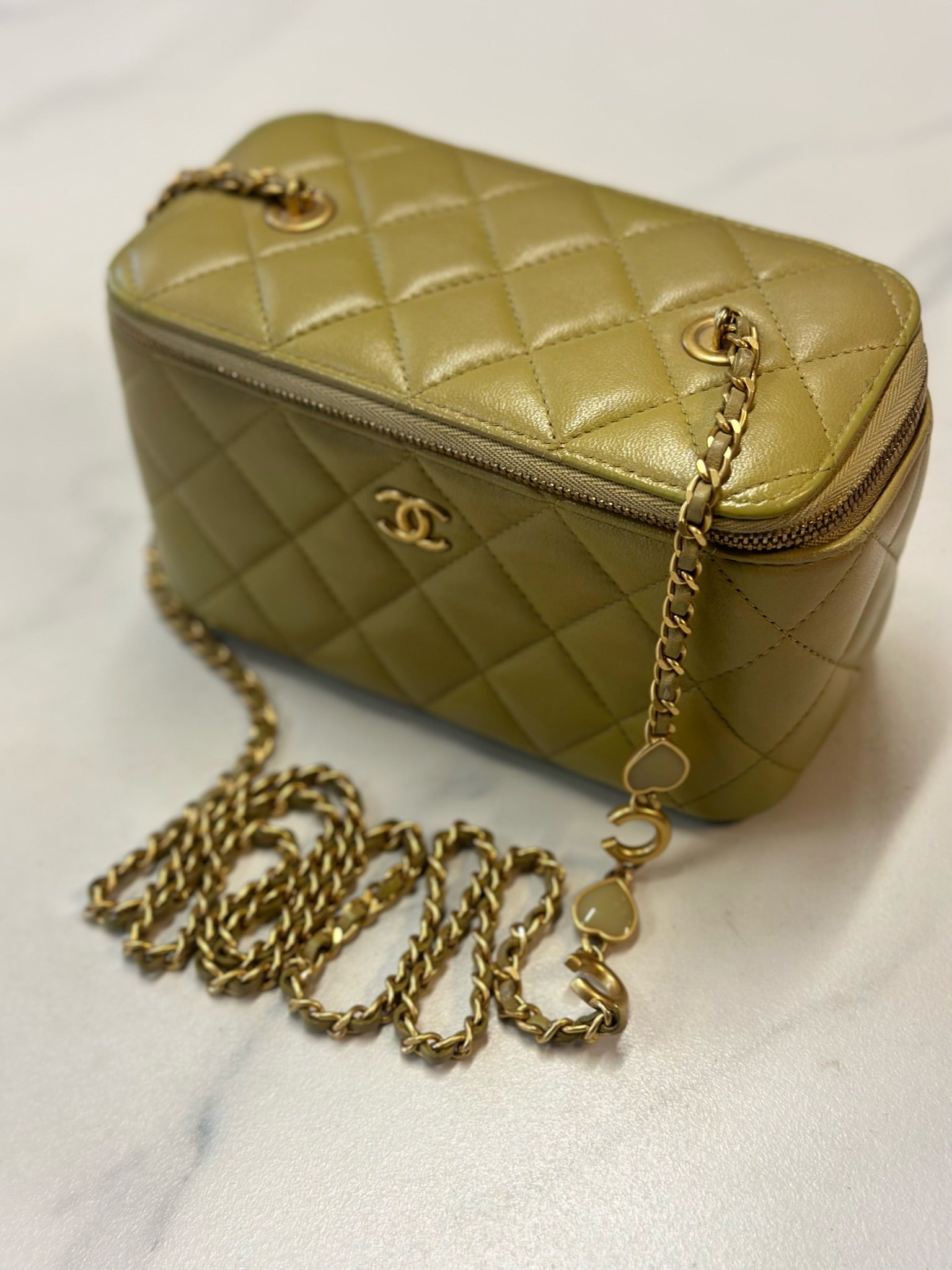 Chanel Lambskin Quilted Small Top Handle Vanity Case With Chain Green