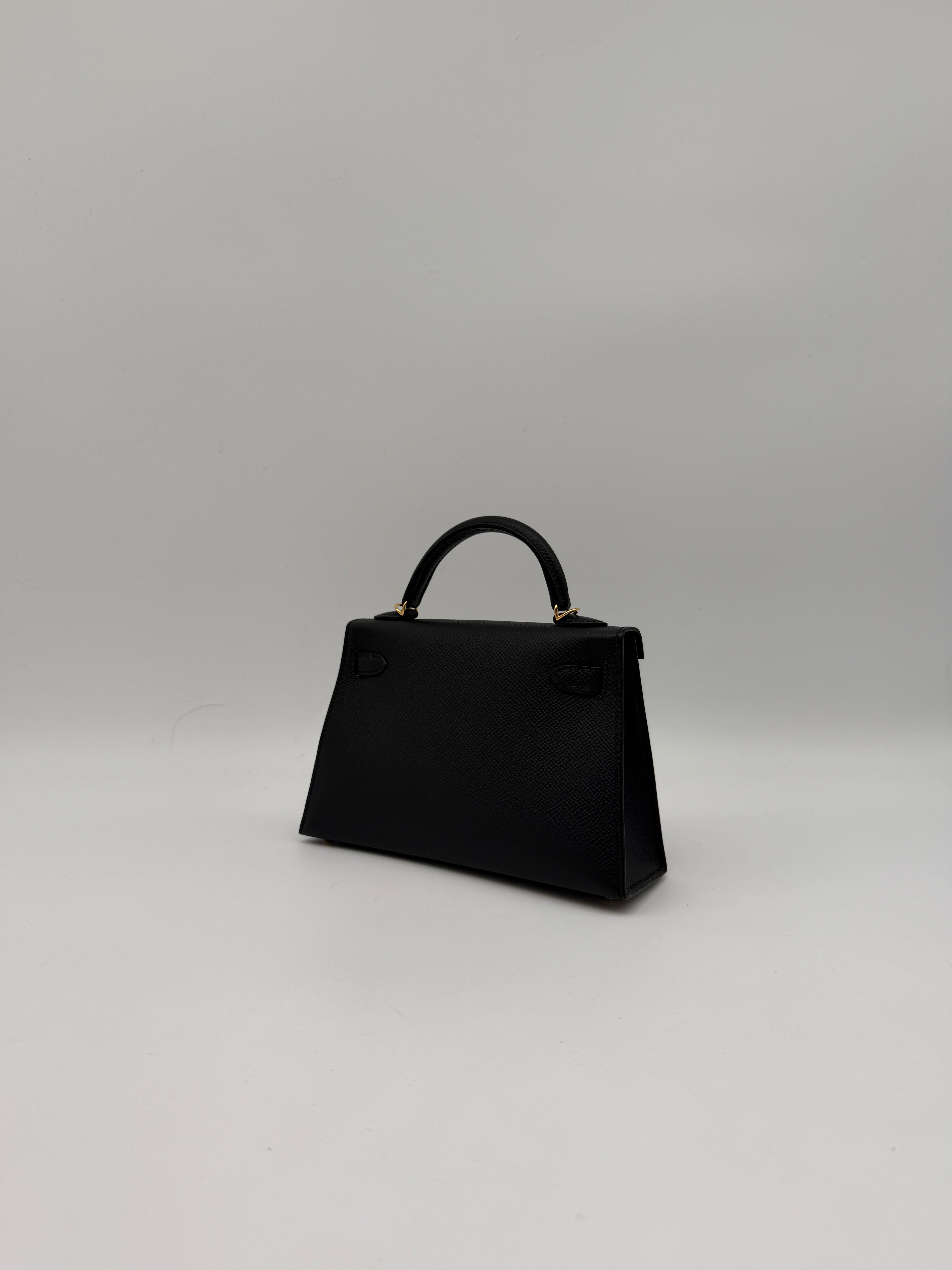 Hermès Mini Kelly Black Gold Hardware