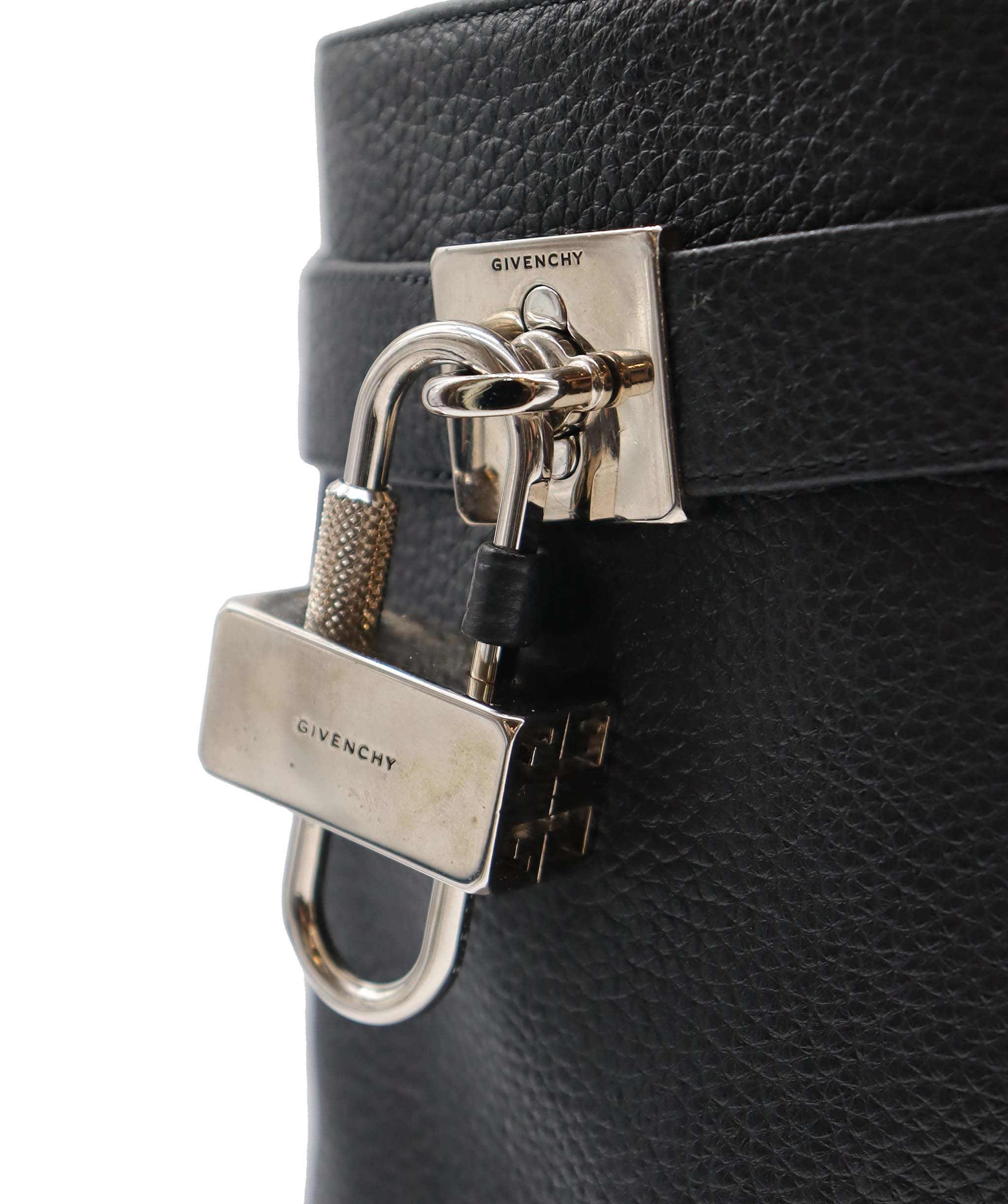 Givenchy Grained Leather Shark Ankle Boots  ASC6862