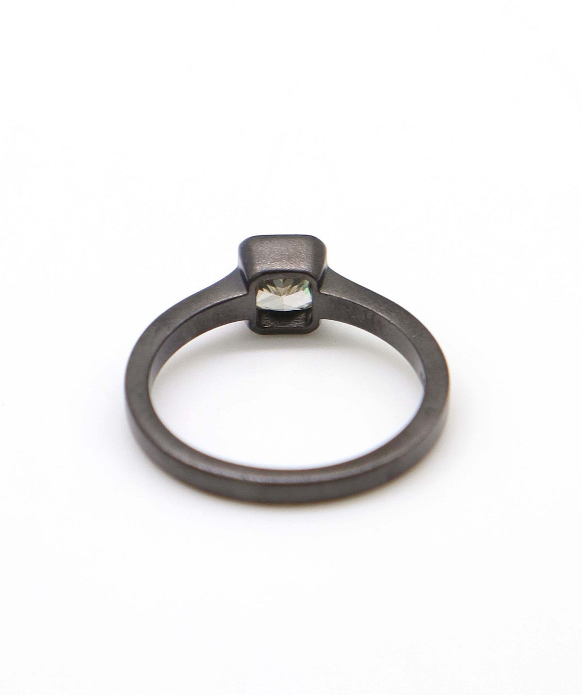 Rhodium Dia black ring DXBS6733