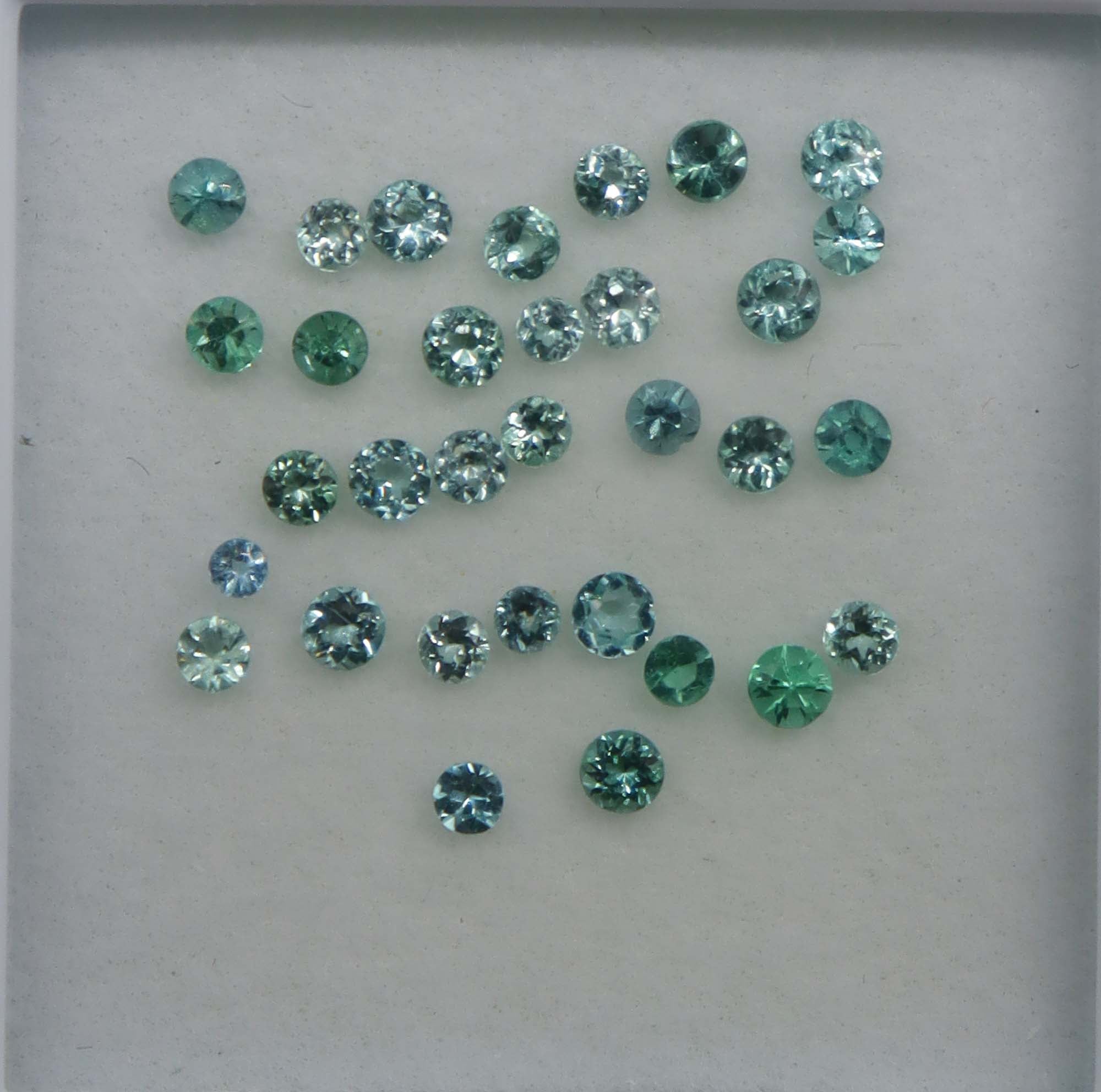 1.59ct Paraiba 1.7mm DXBCD0392