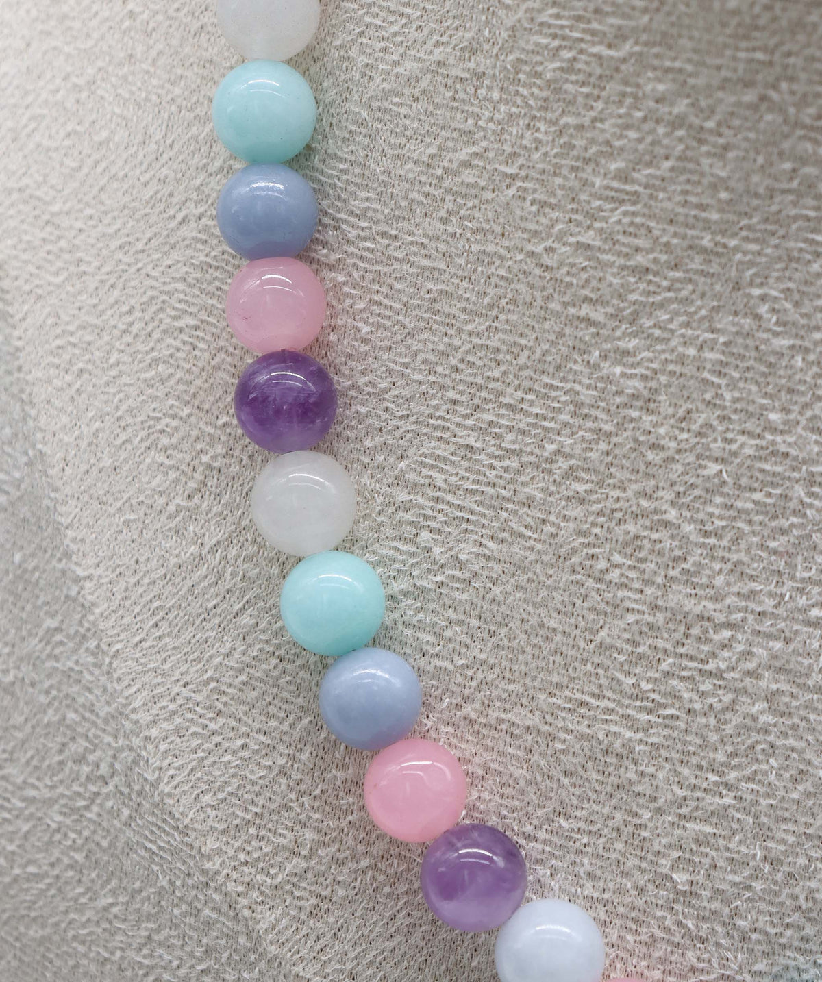 Marshmallow Necklace  DXBS6404