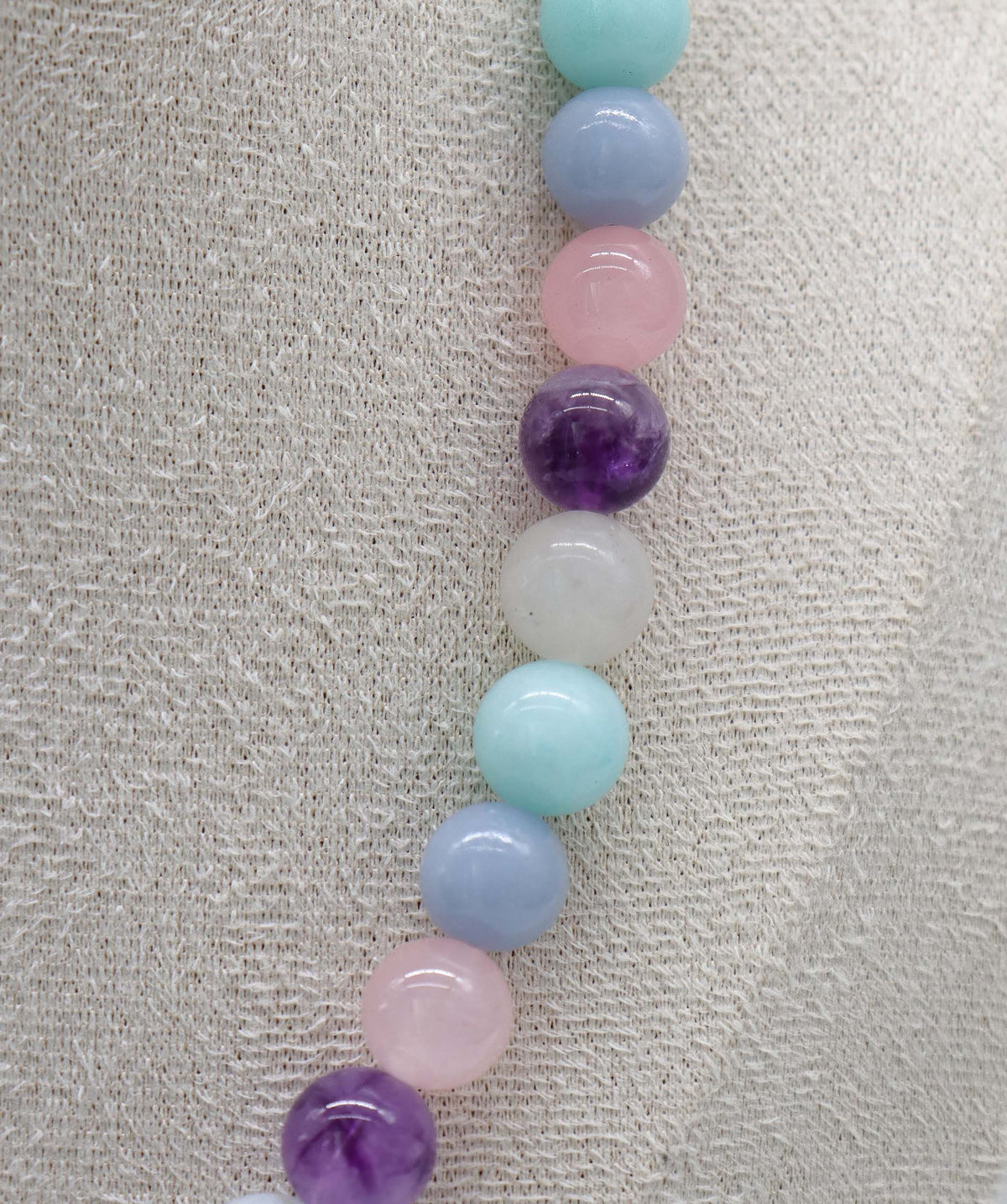 Marshmallow Necklace  DXBS6404