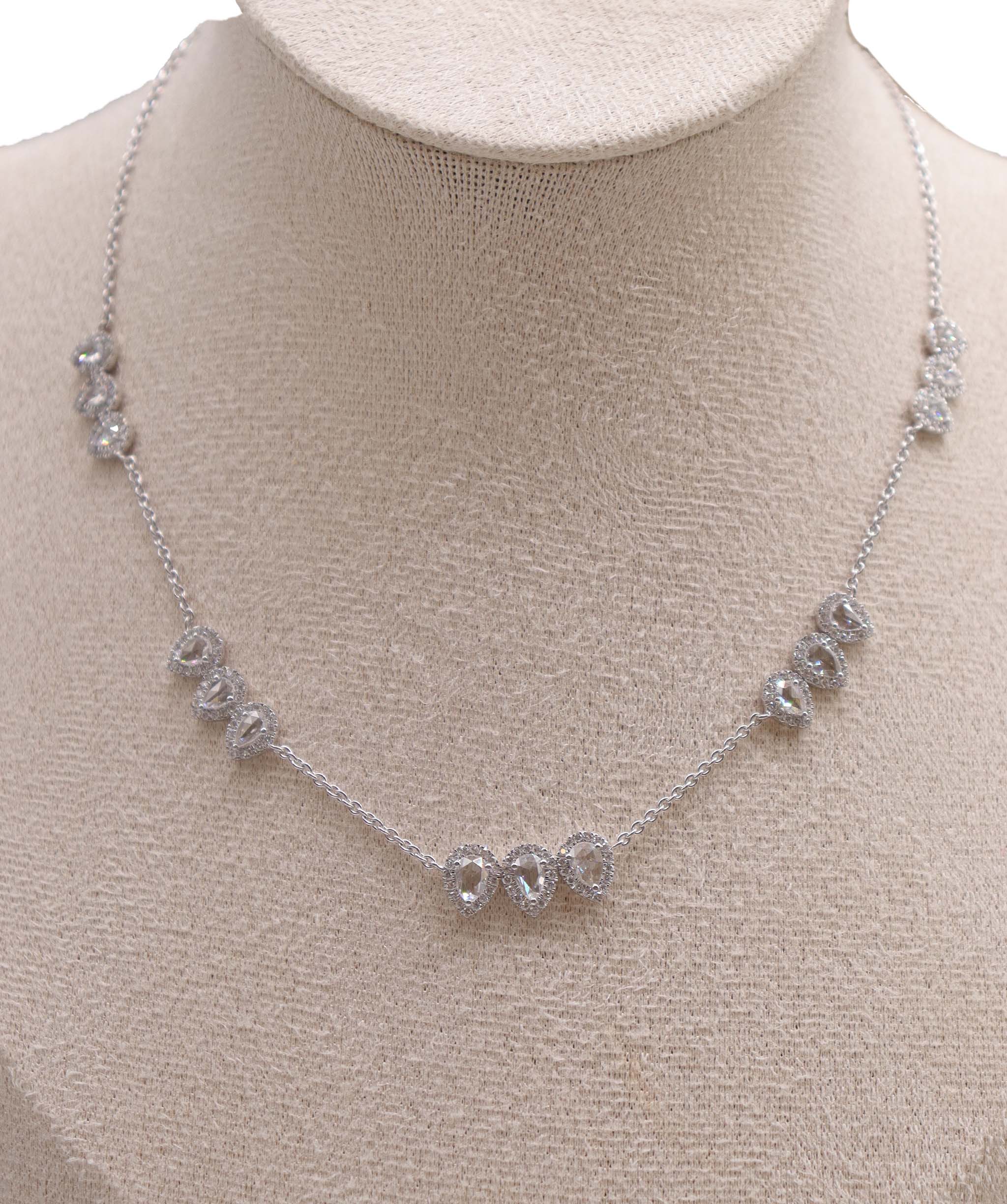 PENDENT GOLD WT 8.12 DIA WT 2.83