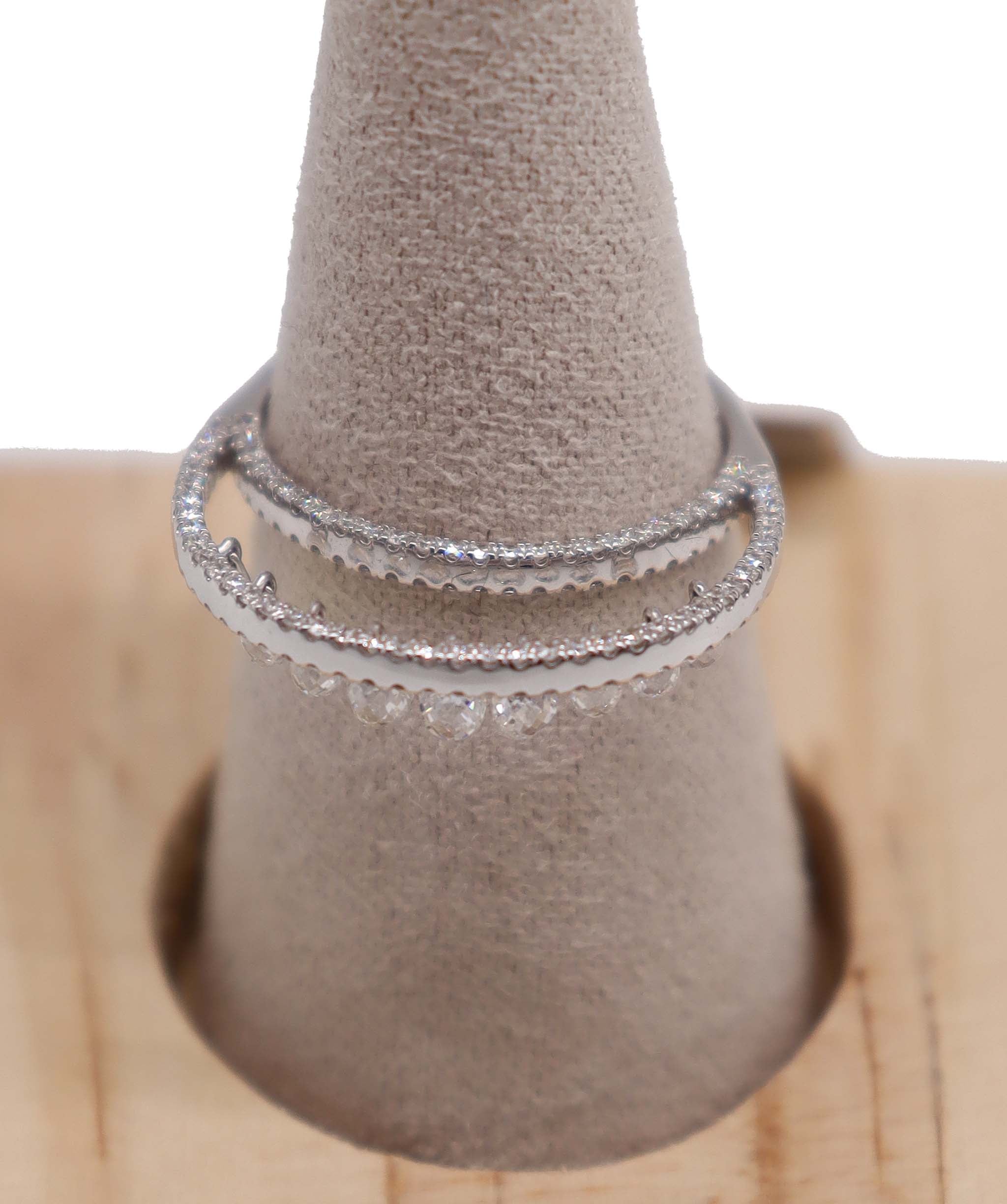 WHITE BRIOLETTE WHITE BRIOLETTE SMALL DIAMONDS R3162