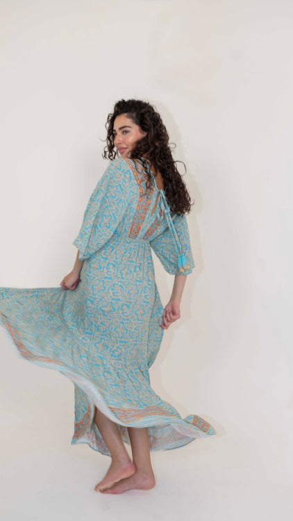 THE BUTTERFLY DRESS (فستان)