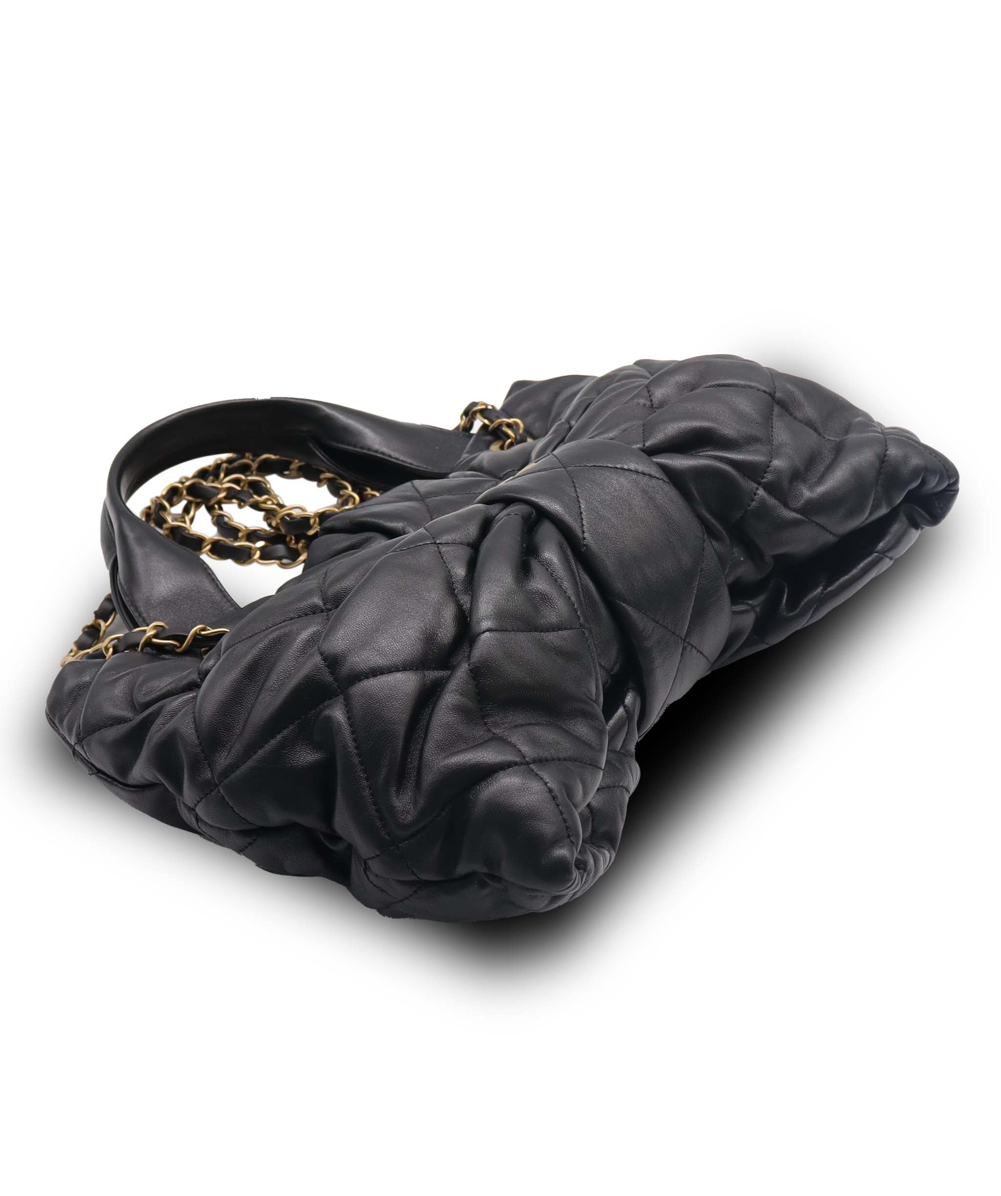 Chanel bag black ASC7177