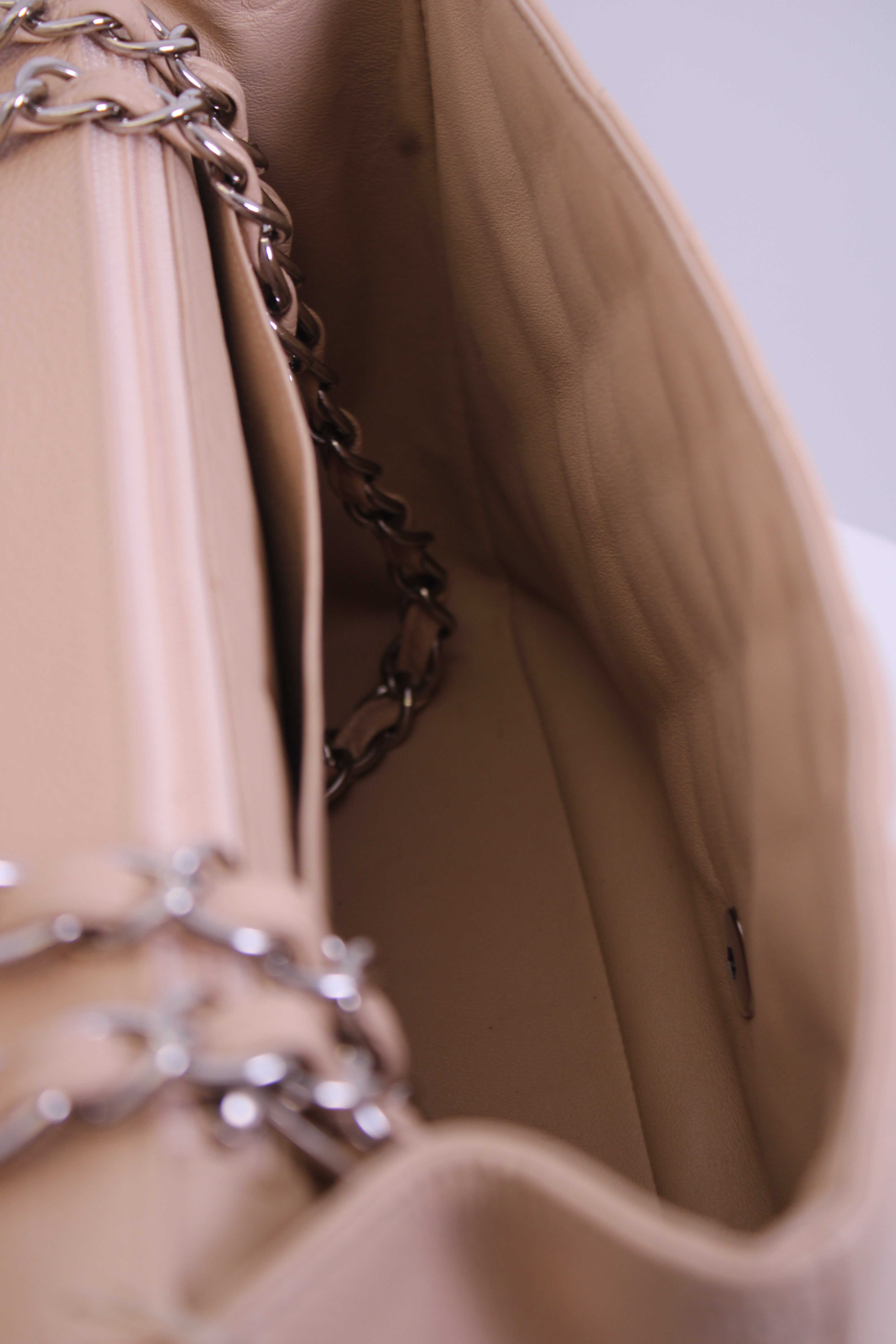 Nude Chanel Jumbo Classic Flap