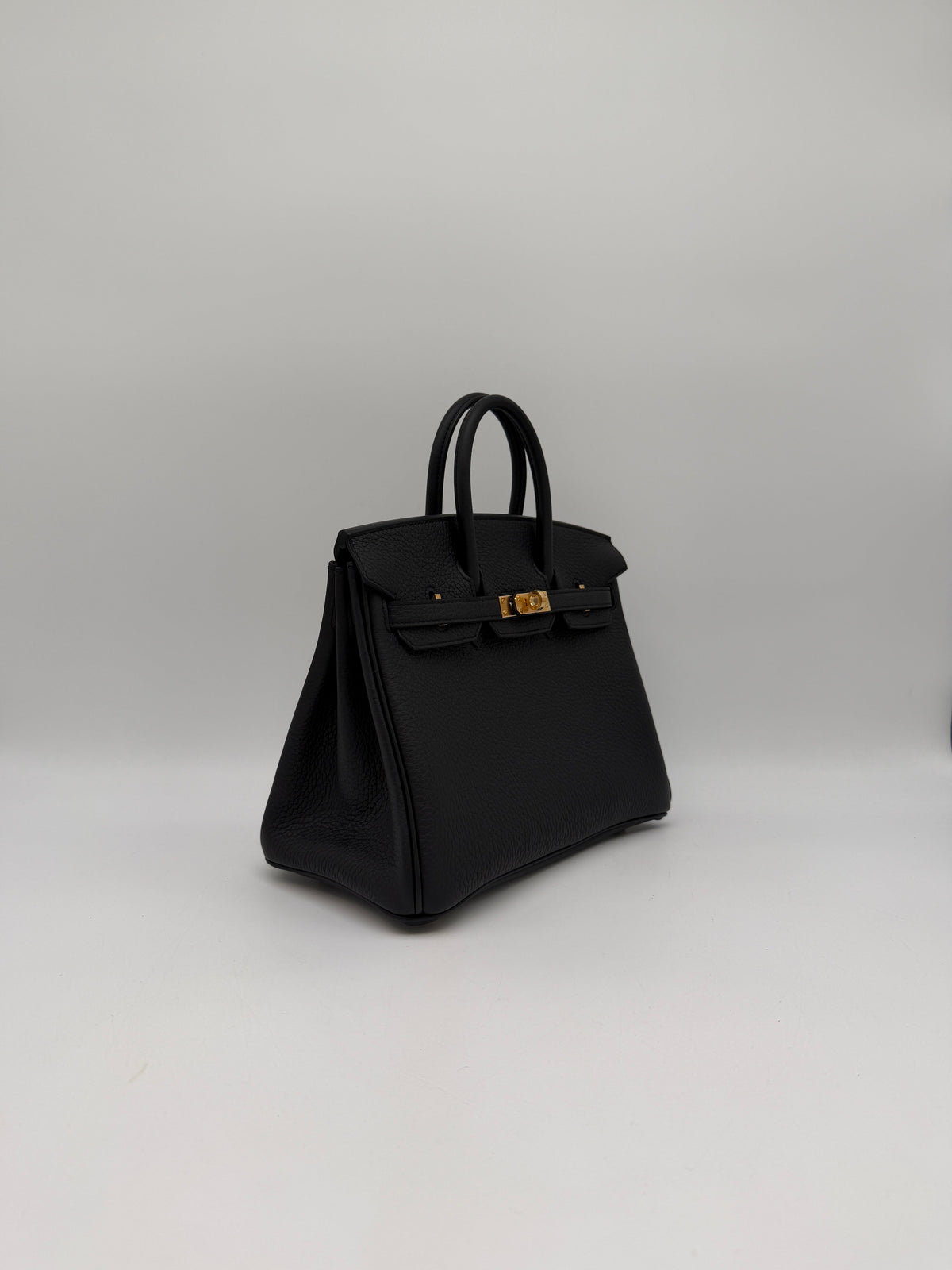 Hermès Birkin 25 Black Togo Gold Hardware