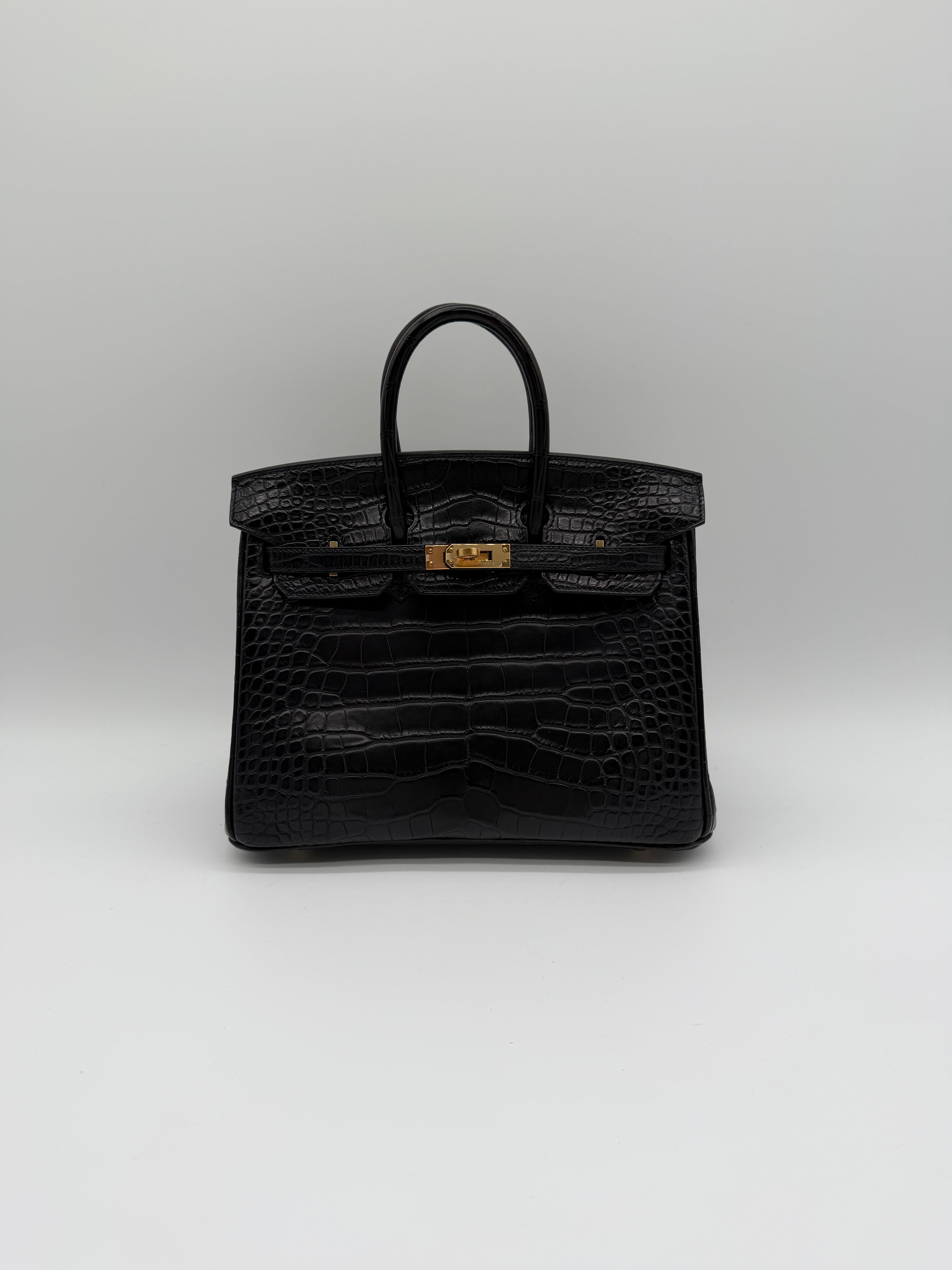 Hermès Birkin 25 Black Matt Alligator Noir Gold Hardware