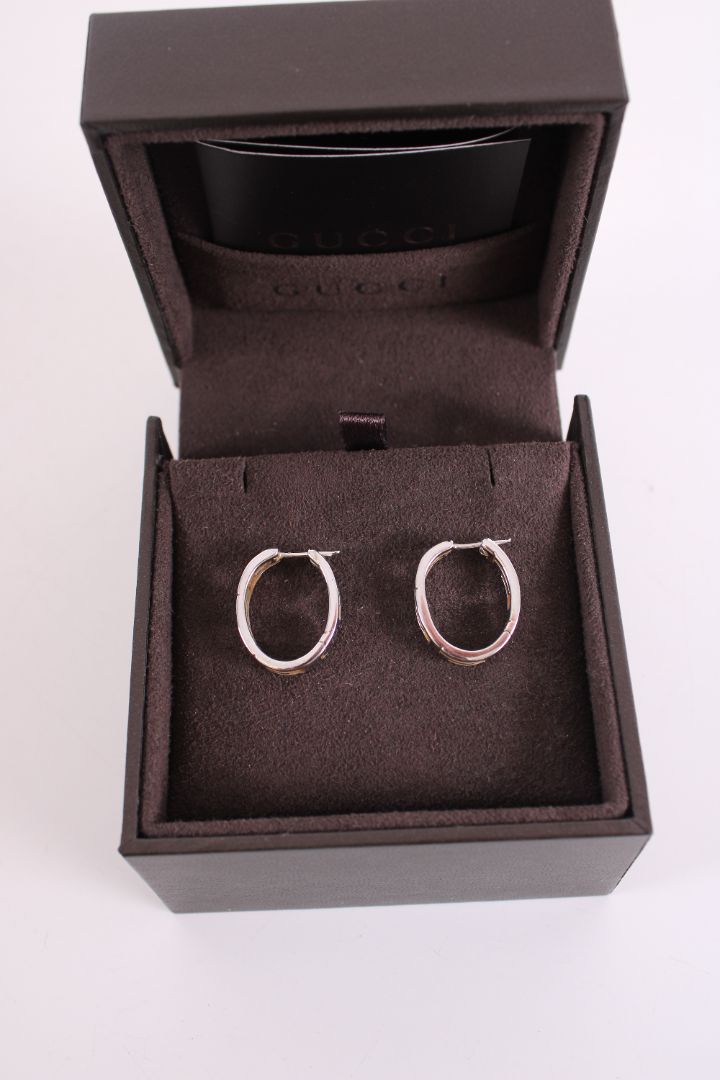 Gucci GG 18ct White Gold earrings 18ct White Gold