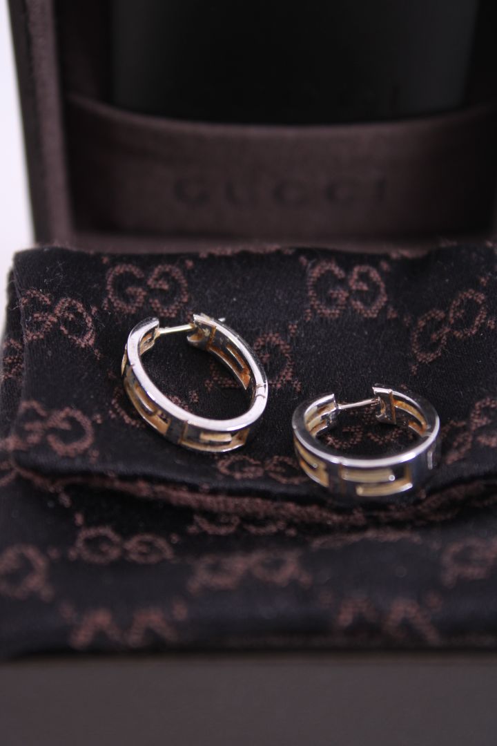 Gucci GG 18ct White Gold earrings 18ct White Gold