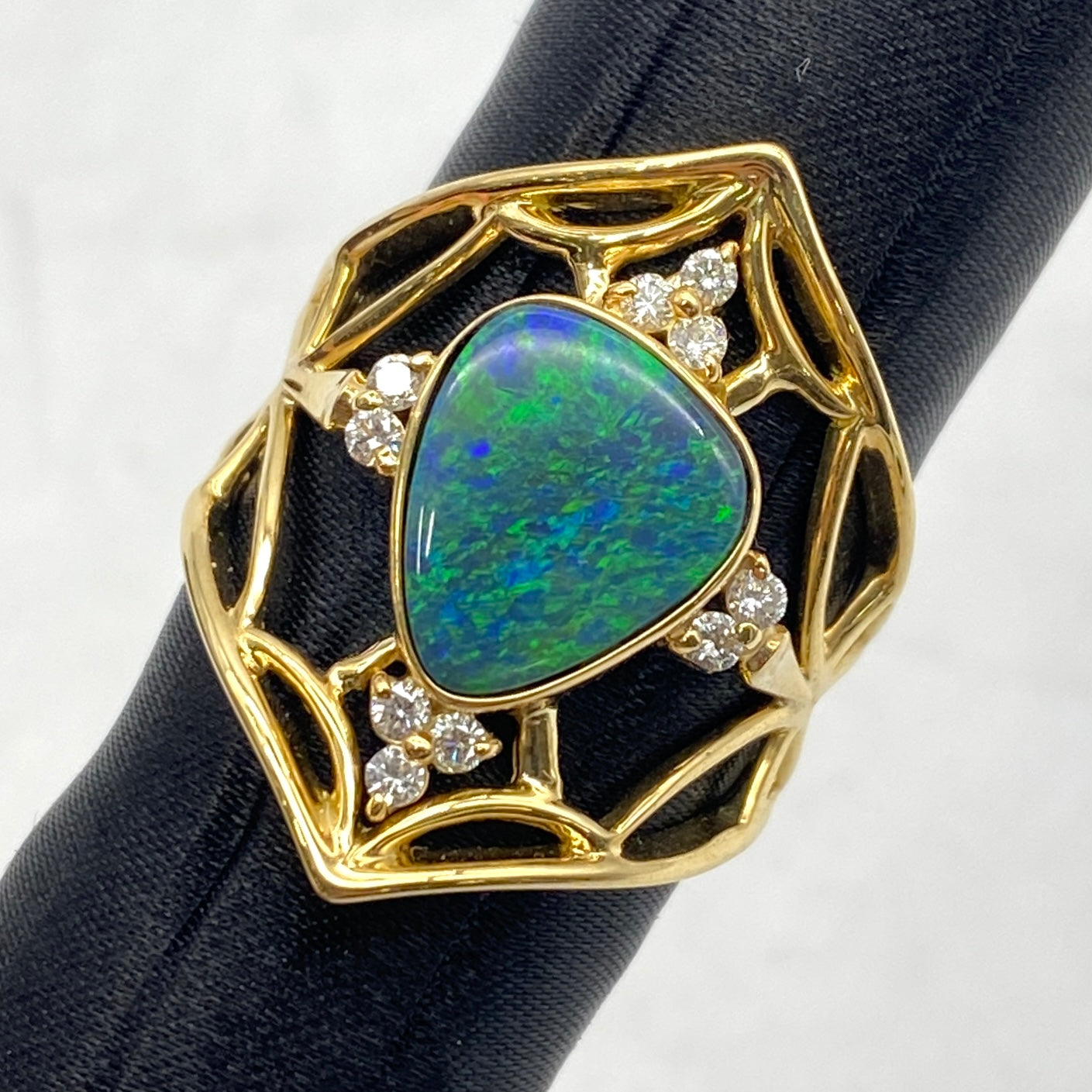 25-35660-0 K18 Black Opal Ring DA 0.22 0.51 9.3g