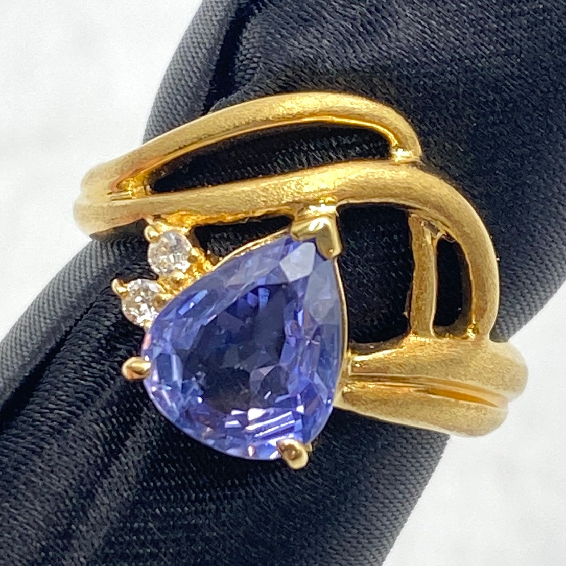 25-38292-0 K18 Sapphire Ring SA 2.11 DA 0.03 5.7g Others Regular