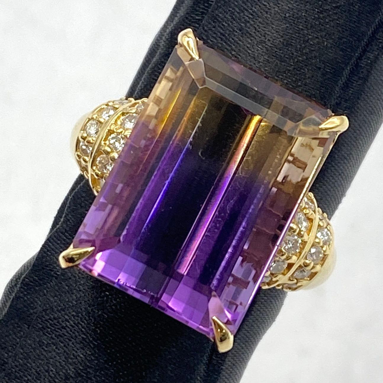 25-50972-0 K18 Ametrine Ring AT 15.70 DA 0.28 15.5g