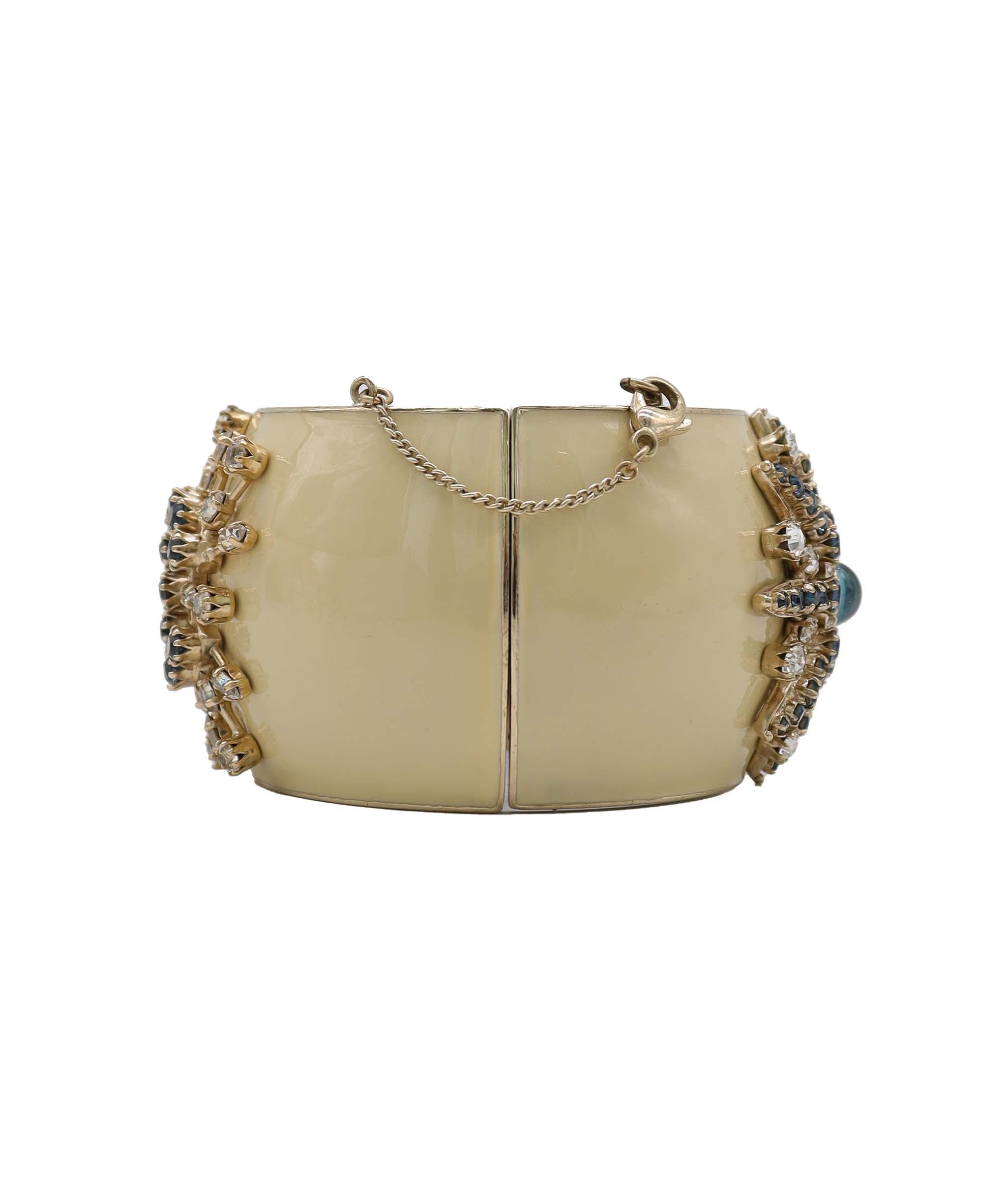 CHANEL PARIS VENISE STARBURST CUFF BRACELET CREAM ASC7319