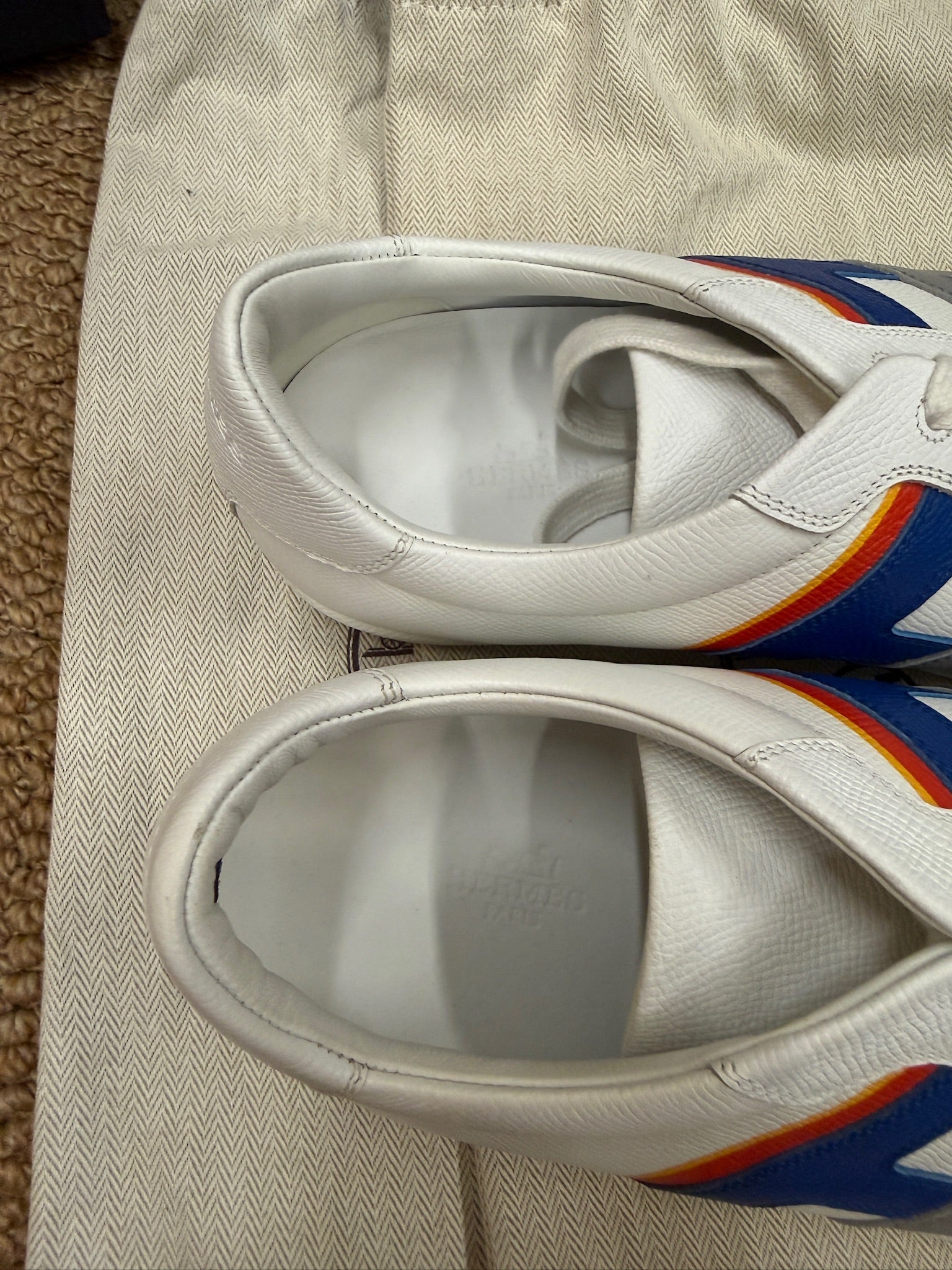 EU43 - Hermès Leather Sneakers – NEW