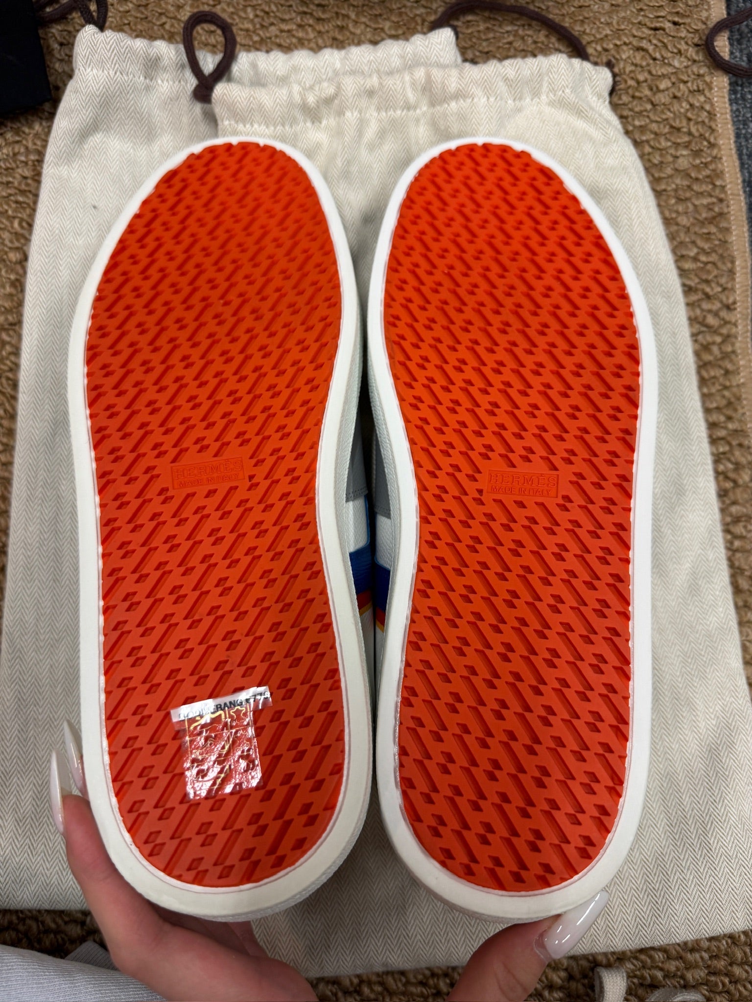 EU43 - Hermès Leather Sneakers – NEW