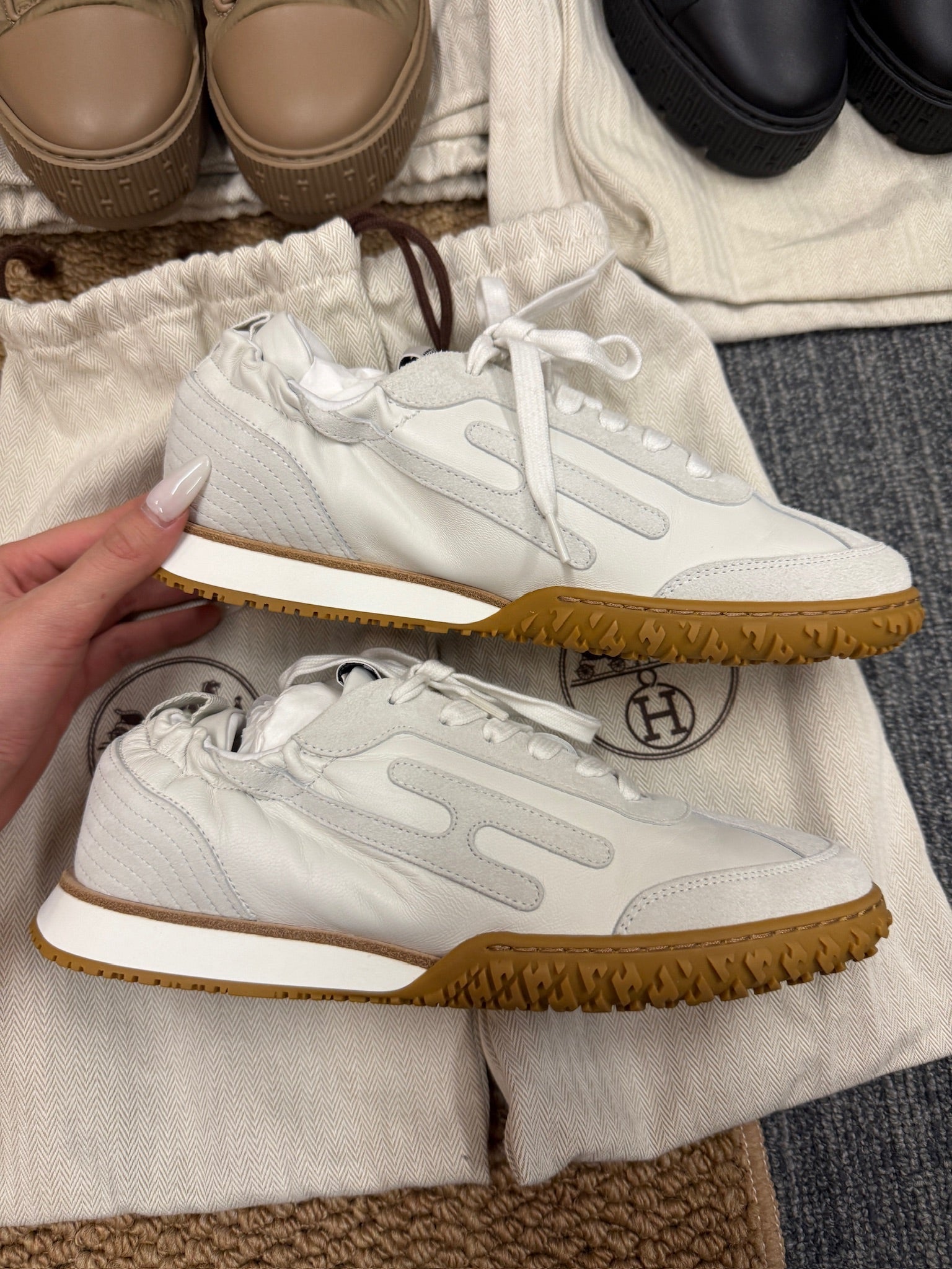 EU37 - Hermès White Leather Sneakers - NEW