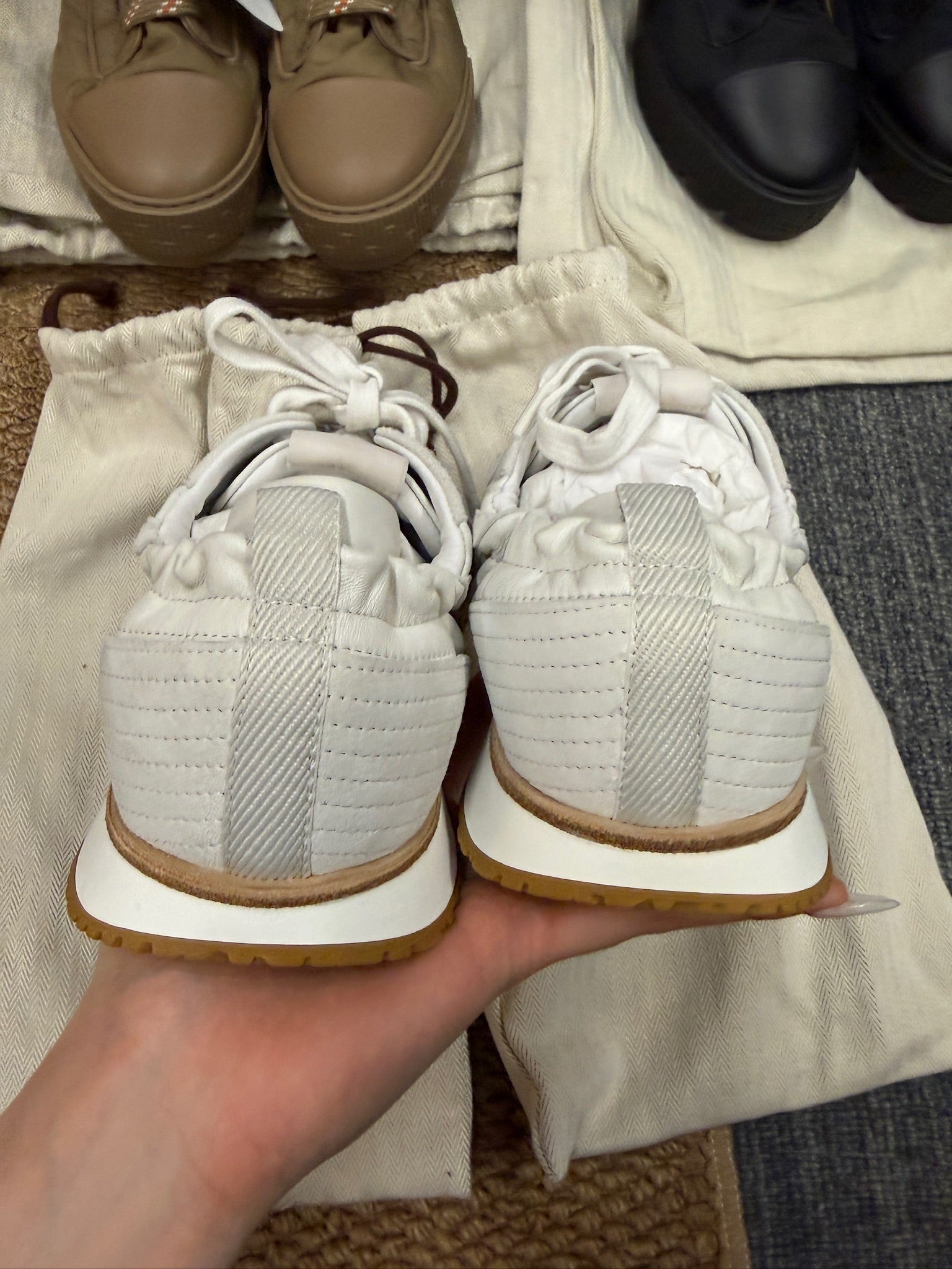 EU37 - Hermès White Leather Sneakers - NEW