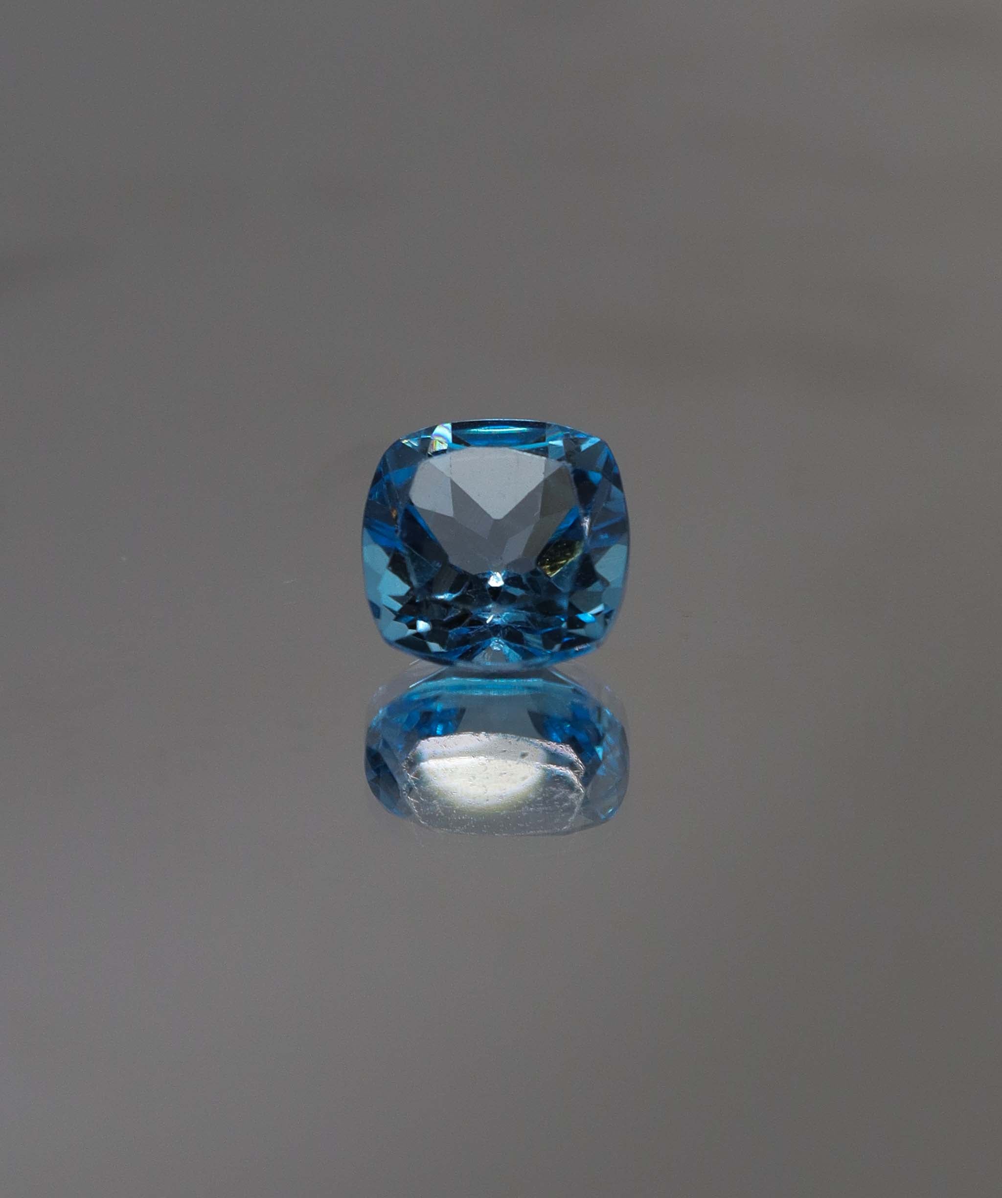 2.43 carat Swiss Topaz 3 DXBS5141