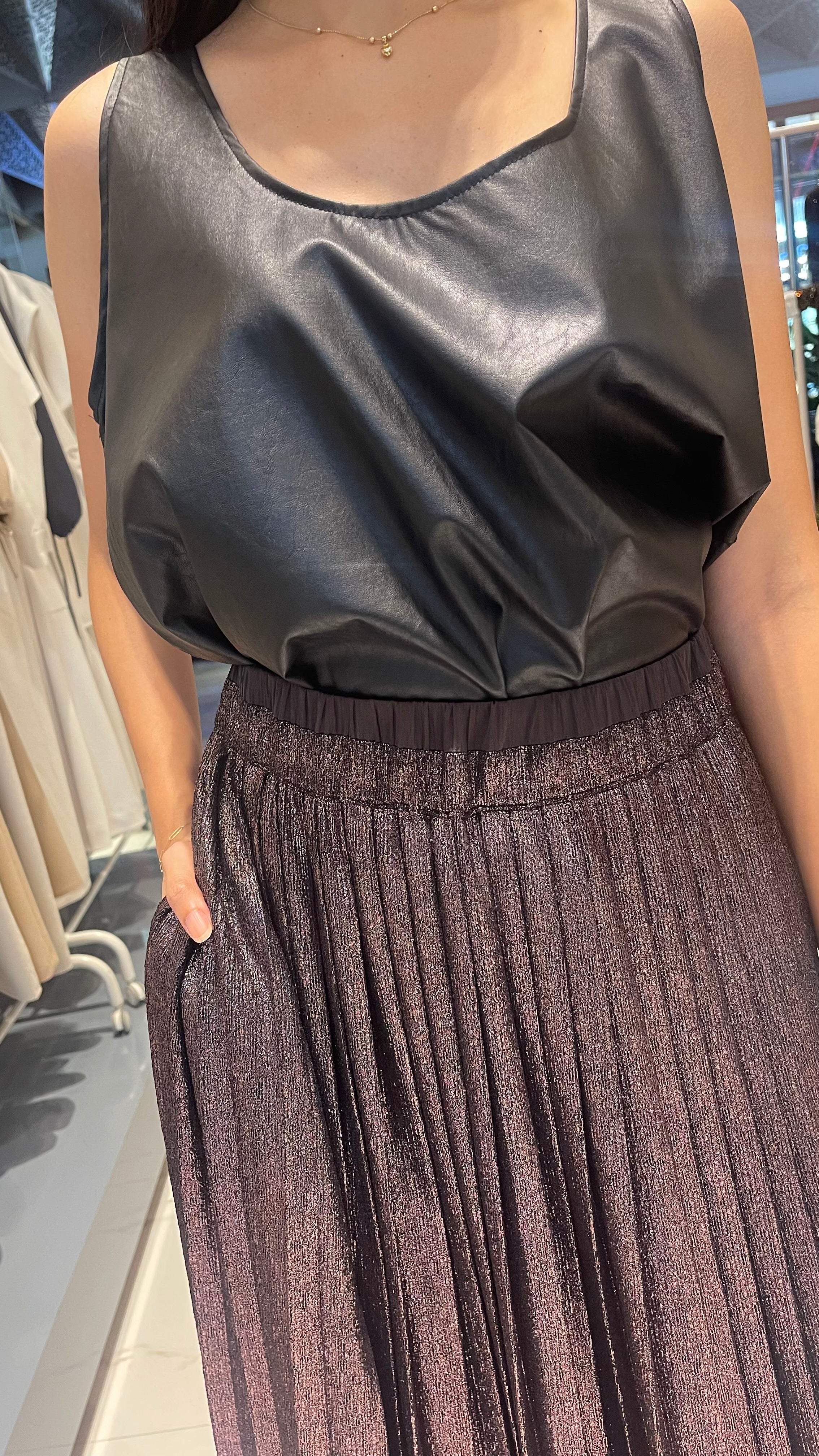 PLEATED MAXI SKIRT (التنورة) “OLA”