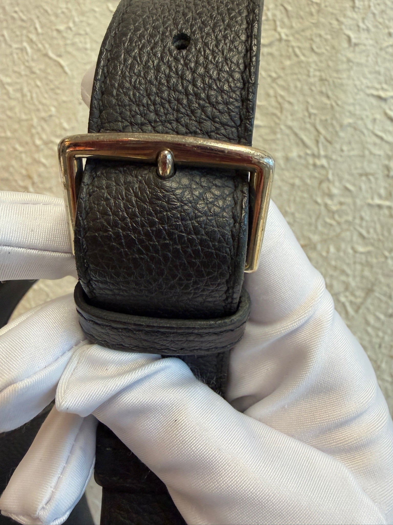 Hermès So Kelly 22 Noir PHW Togo Leather - Square O Stamp
