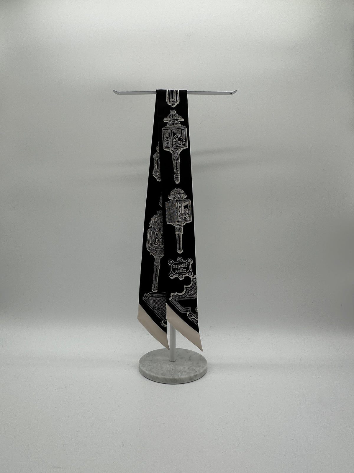 Hermès Merveilleuses Lanternes Twilly Noir