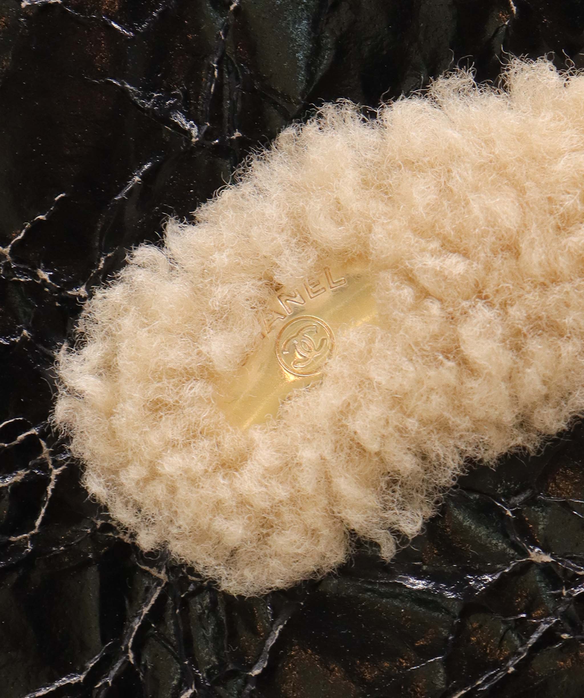 Chanel Shearling CC Mania Tote DXBK0469