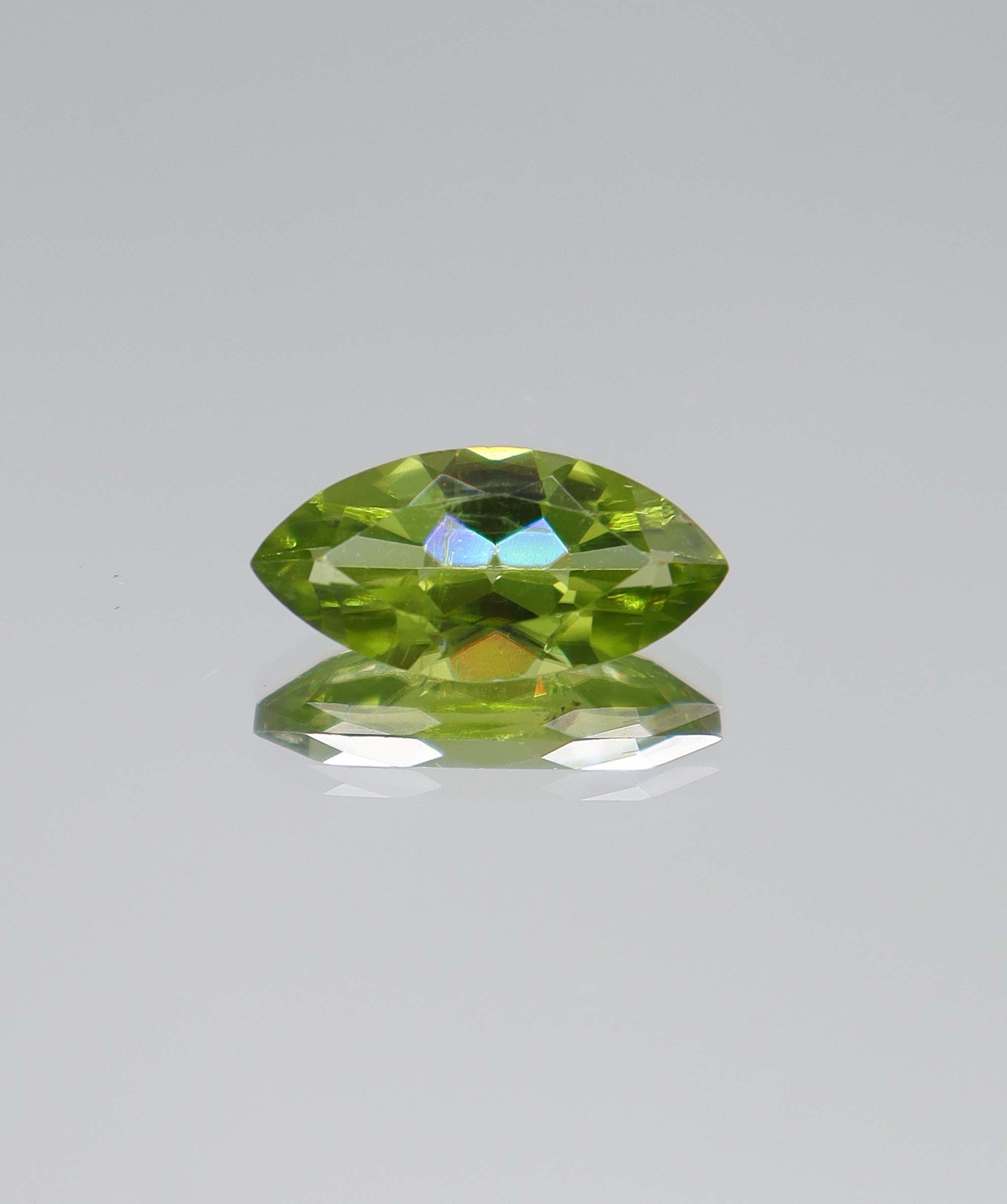 2.94ct Peridot Marquise DXBCS5249
