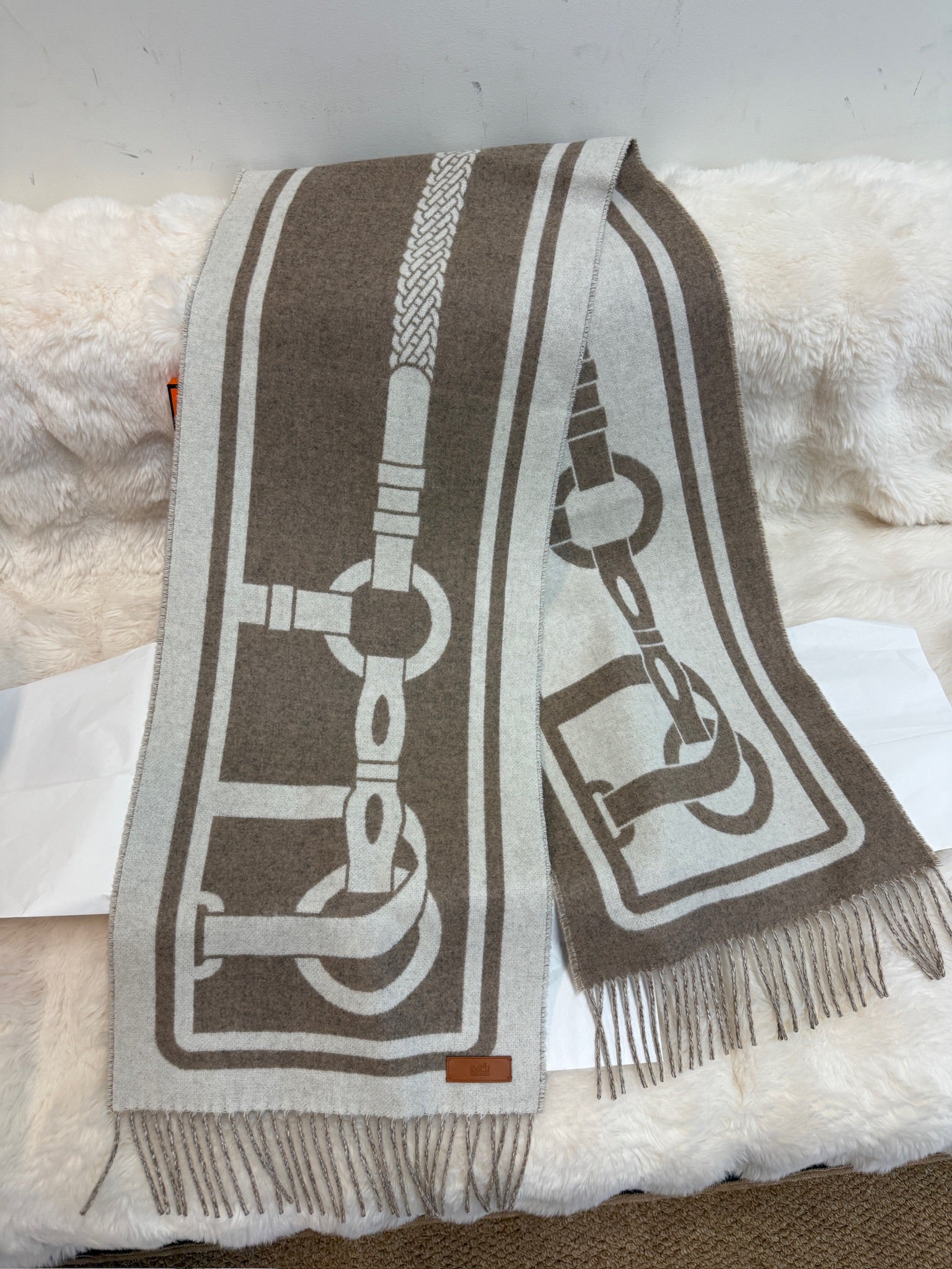 Hermès Cashmere Scarf – Brown&Beige