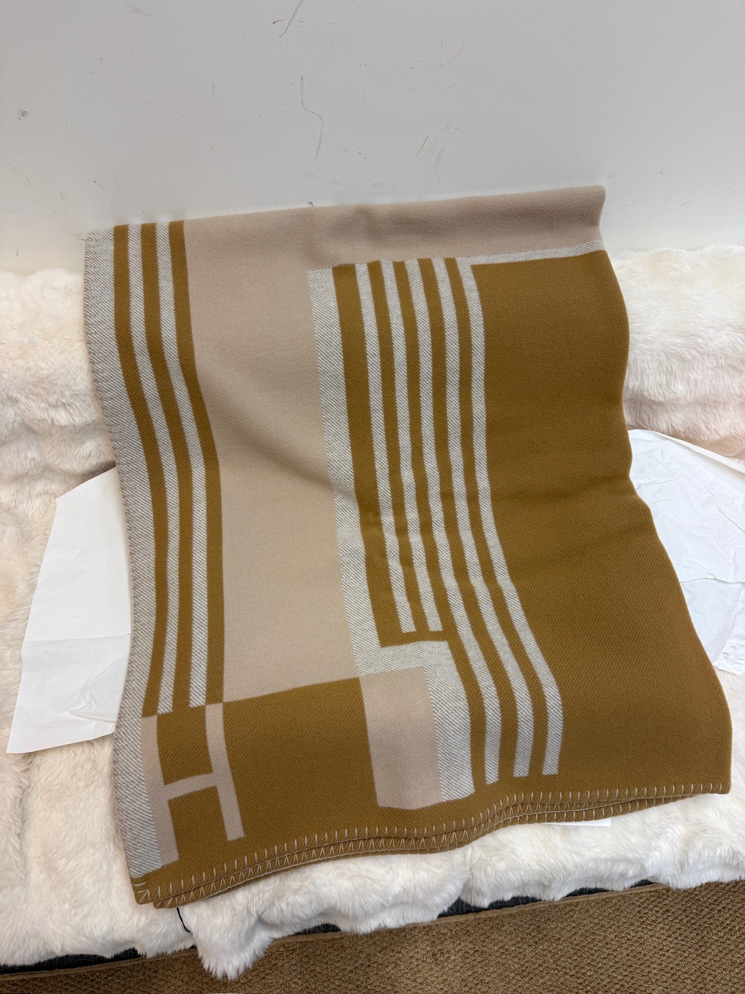 Hermes Blanket-Avalon III Jete de Canapé