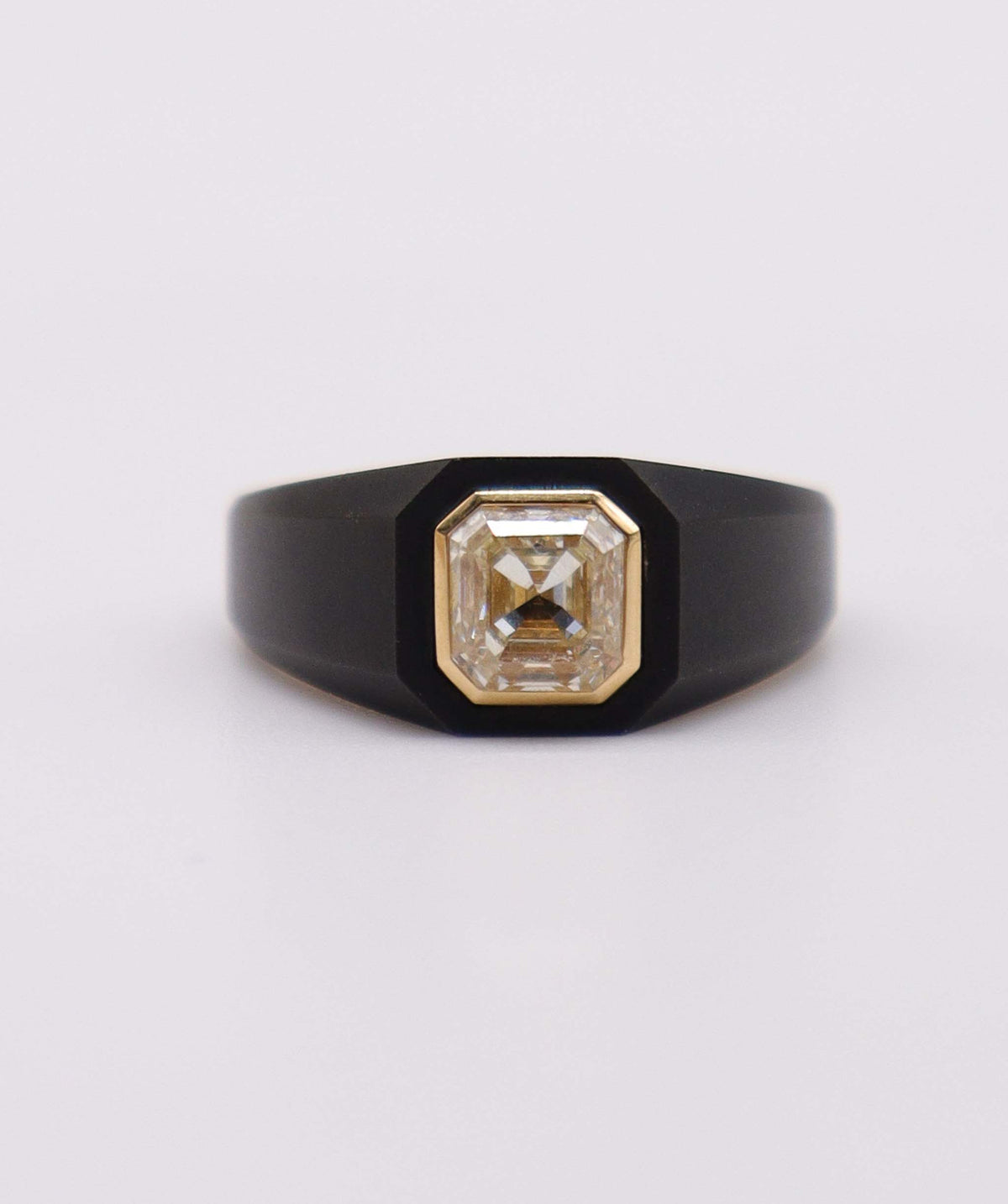 1.01ct Black Titanium Ring SPG022