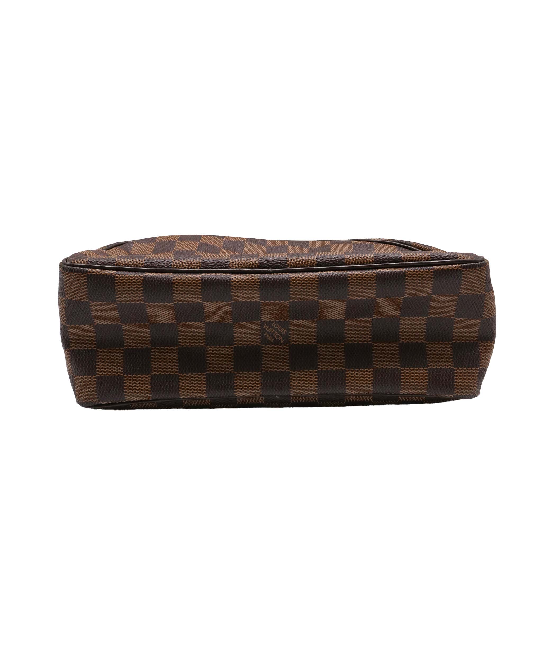 LOUIS VUITTON Damier Ebene Trousse Toilette 25 Clutch Bag N47624 LV Auth 67723 DXBV0042