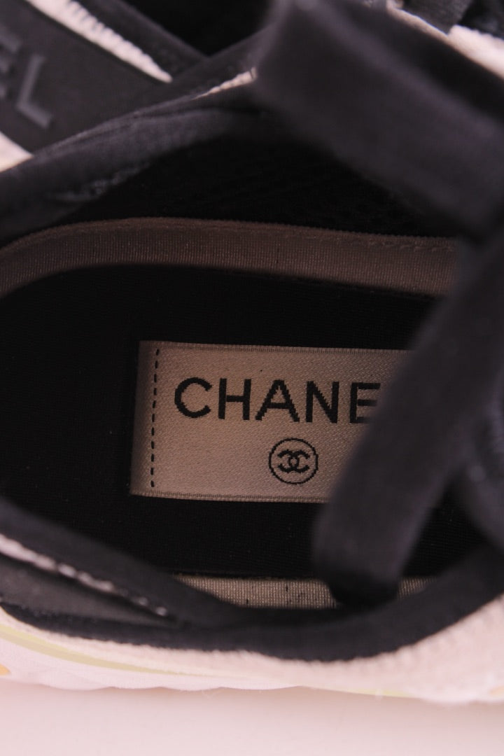 Chanel Suede Trim Trainers Cream/ Grey 39